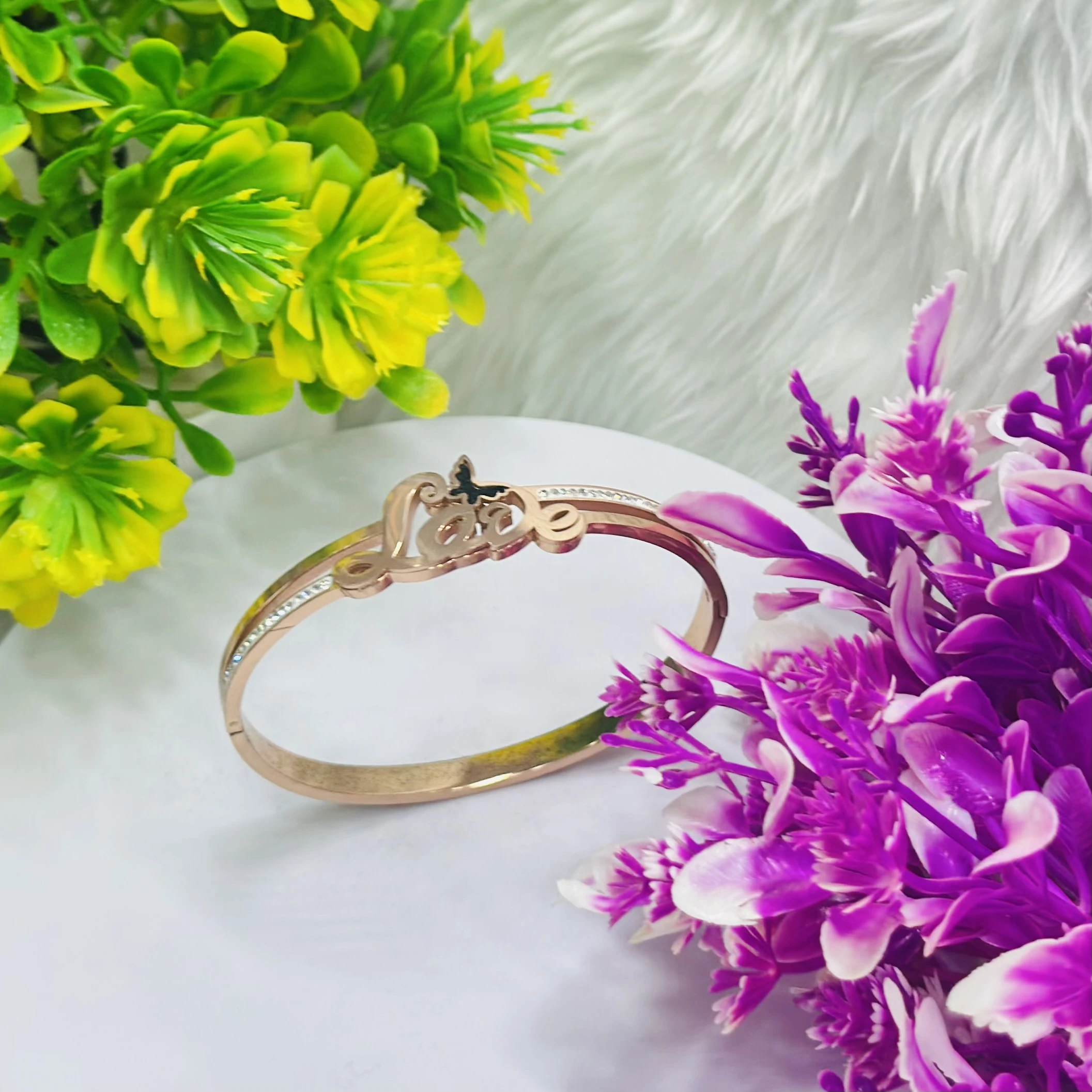Gold plated Breslet