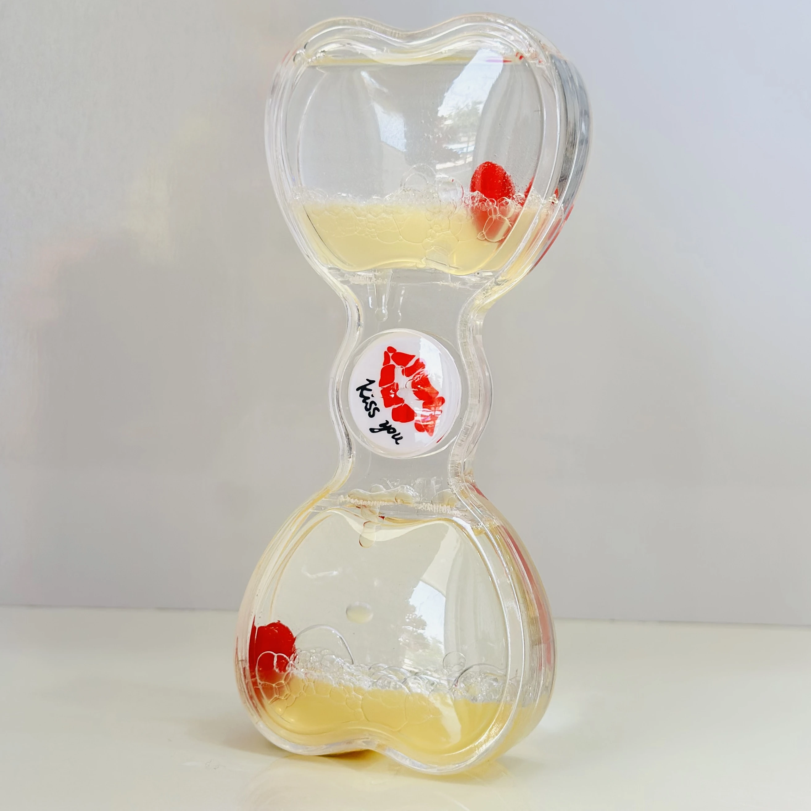 Decorative liquid hourglass(SKU-BQFFEG)