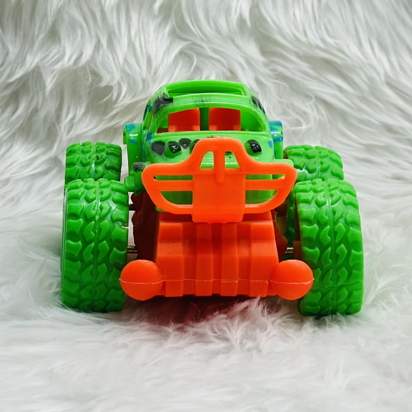 Jetoyni Monster Truck toy