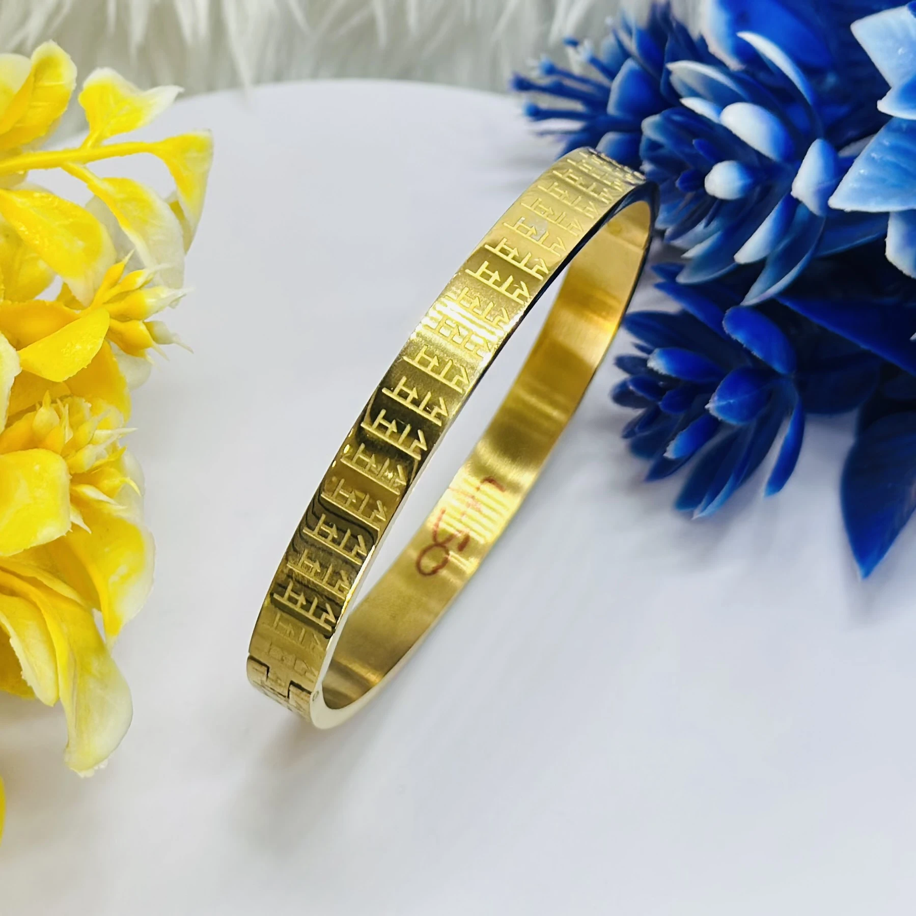 Gold plated Breslet (Kada)