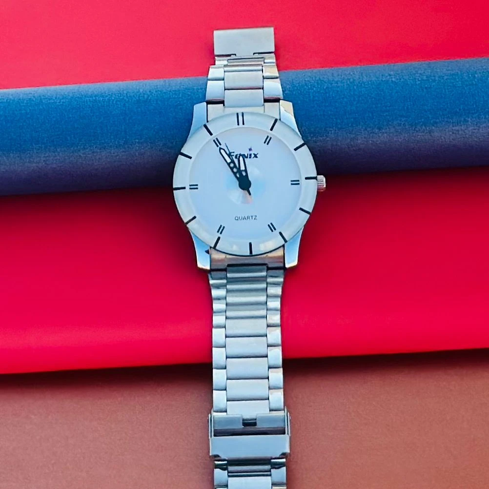 Silver analog watch For man’s