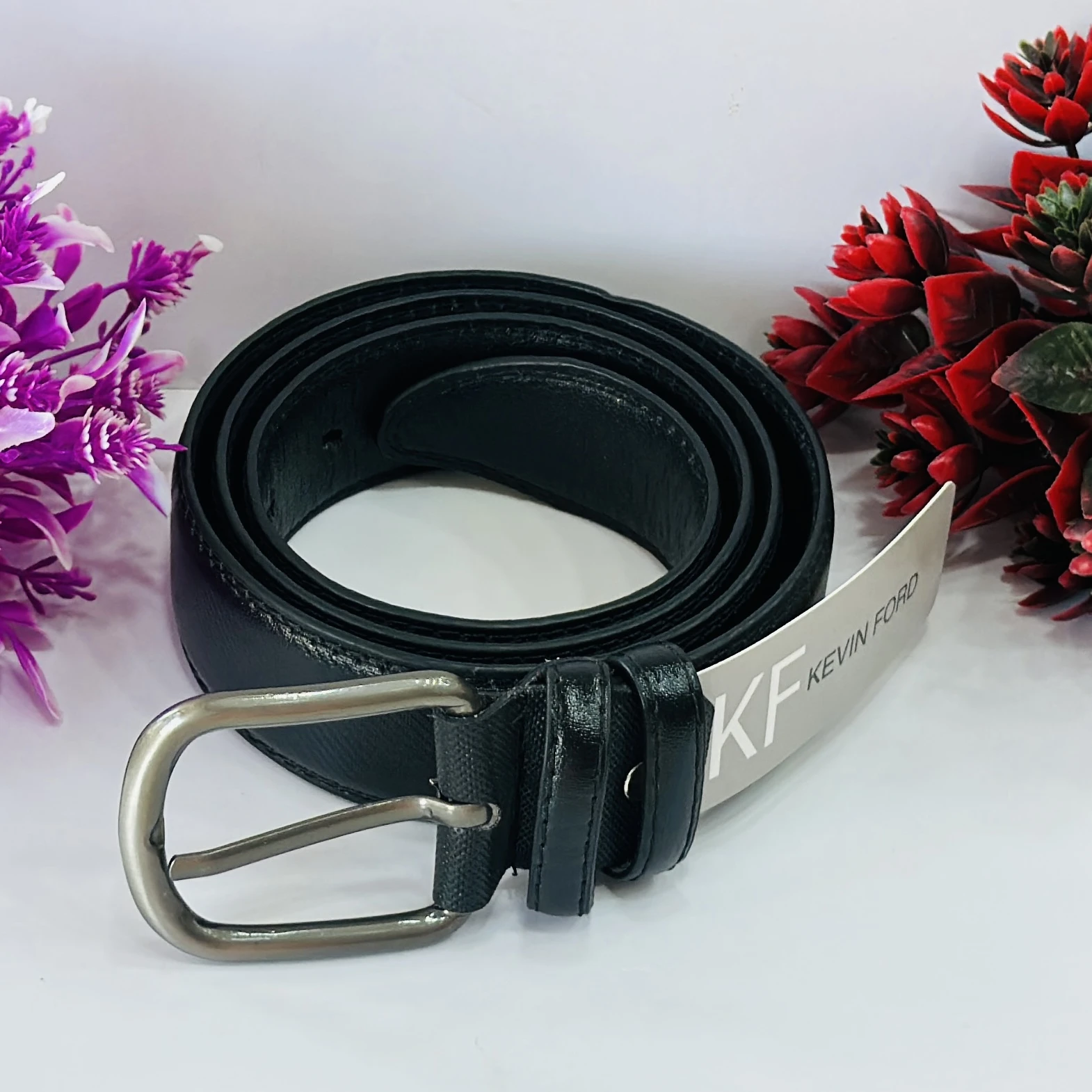Black leather men's belt