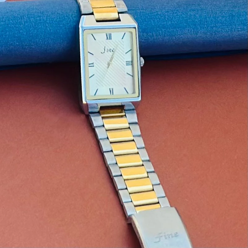 Analog watch for men