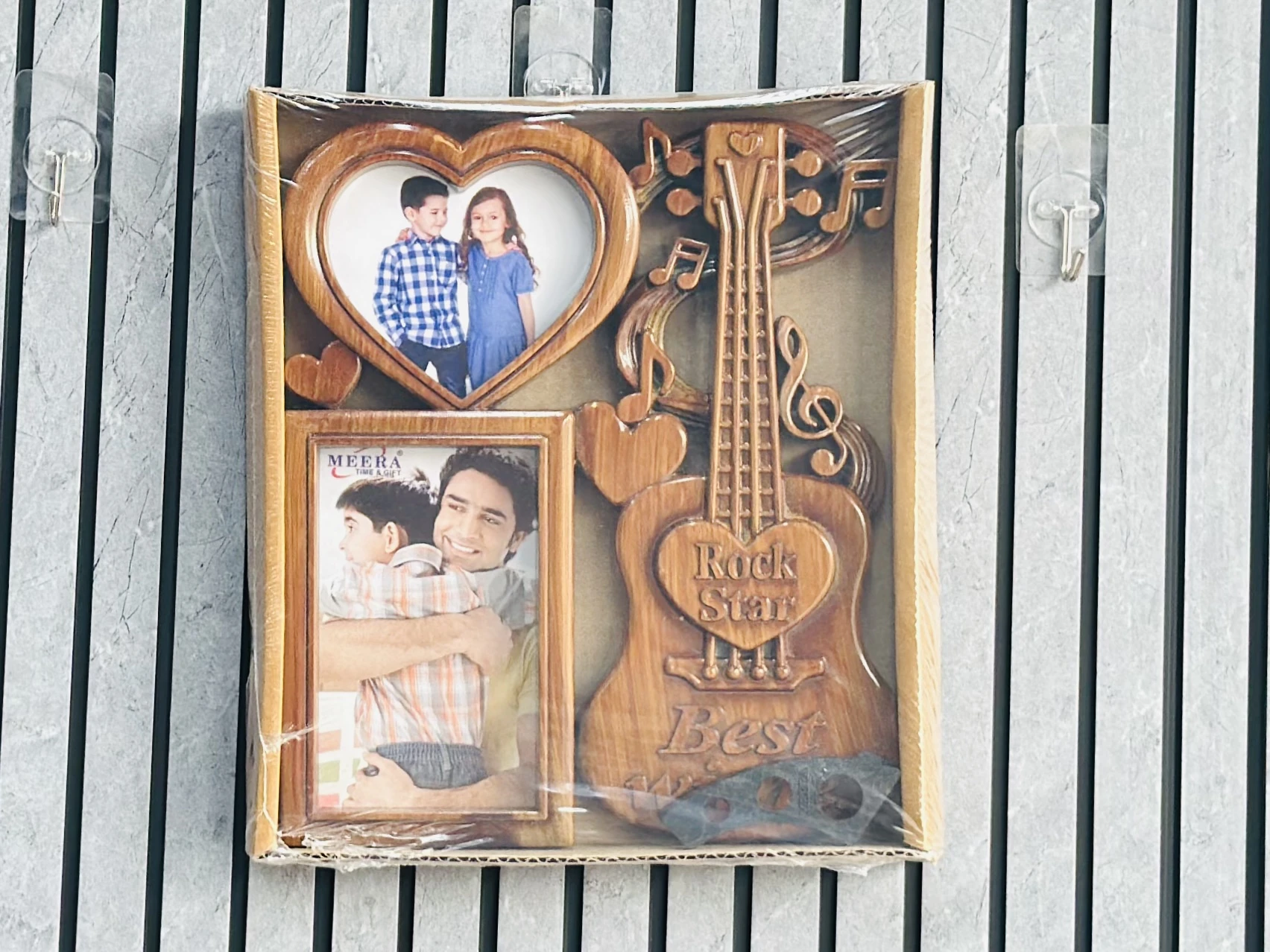 Rockstar Dual photo frame(SKU-5XD7YE)