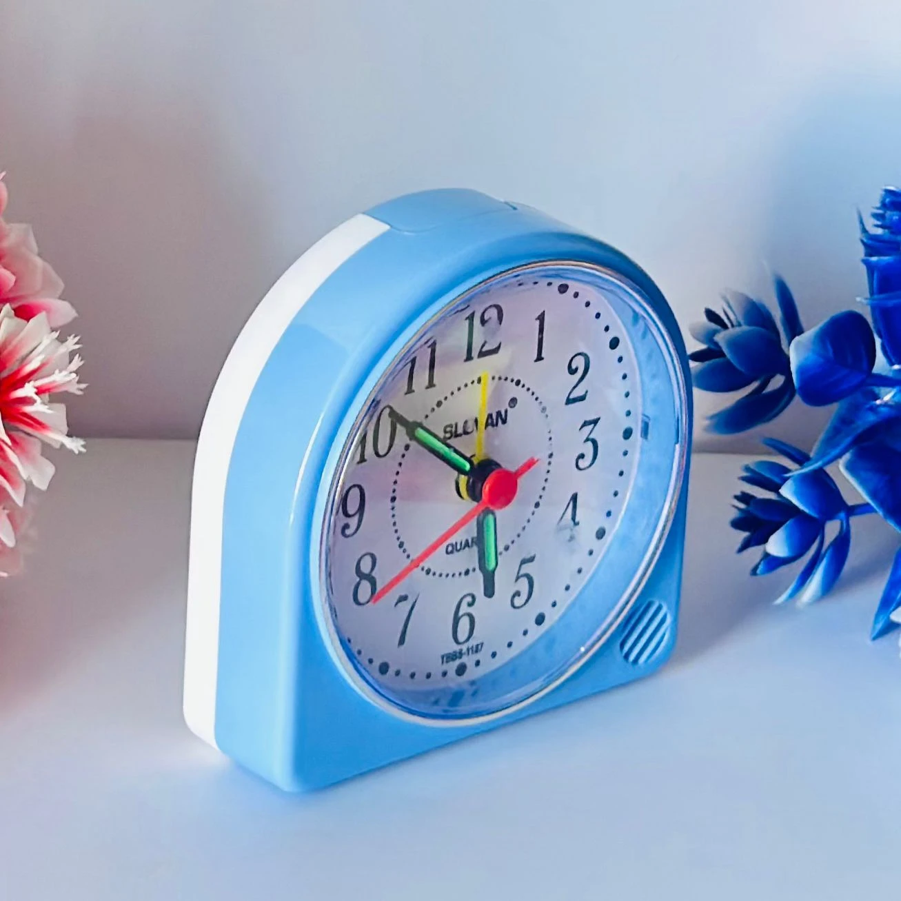 Plastic Beep Table Alarm Clock