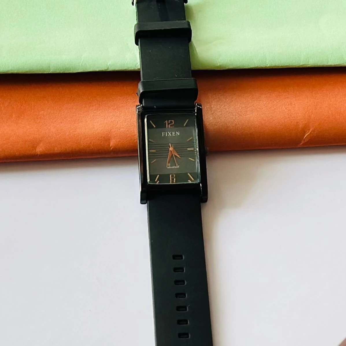 Quartz Analog Watch