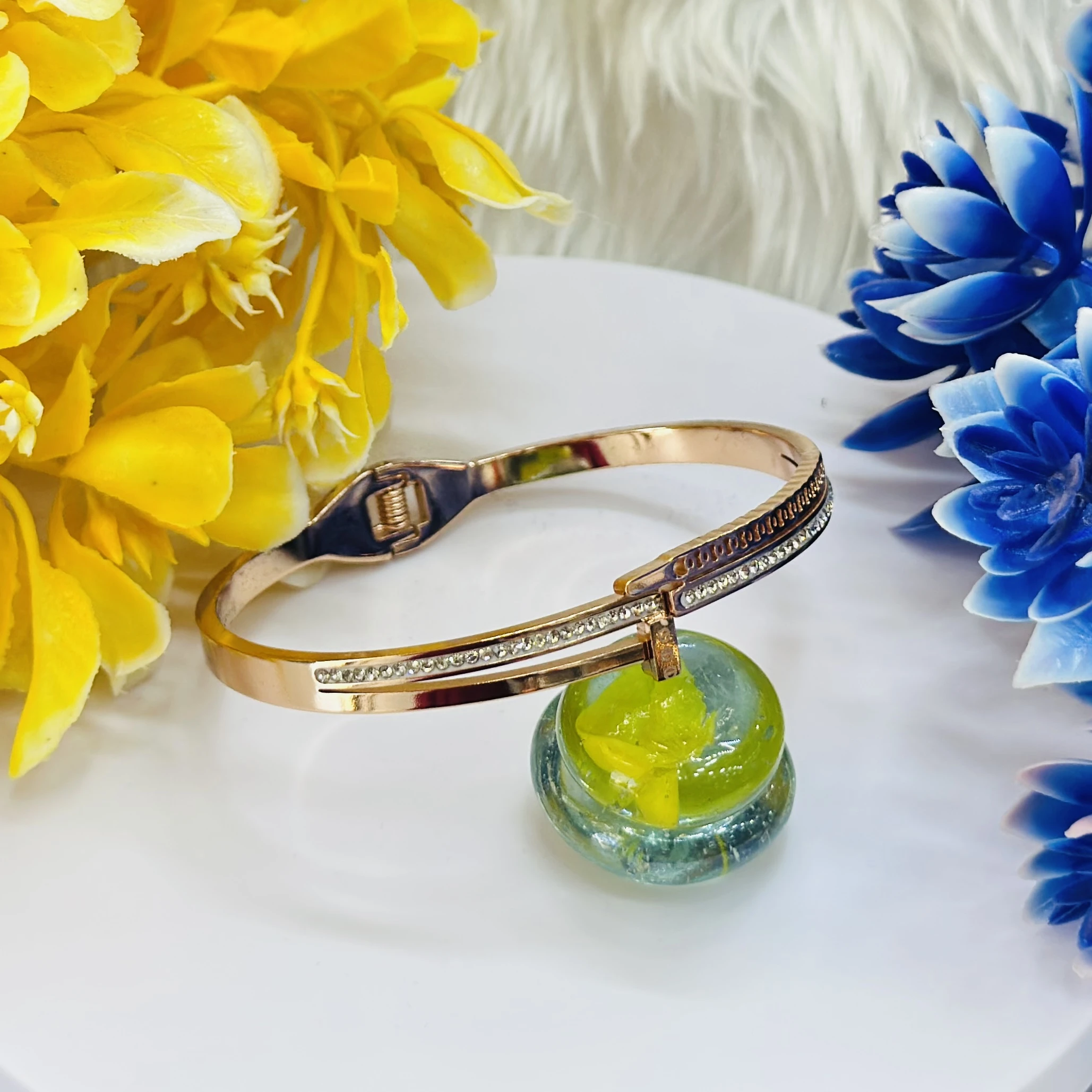 Gold plated Breslet