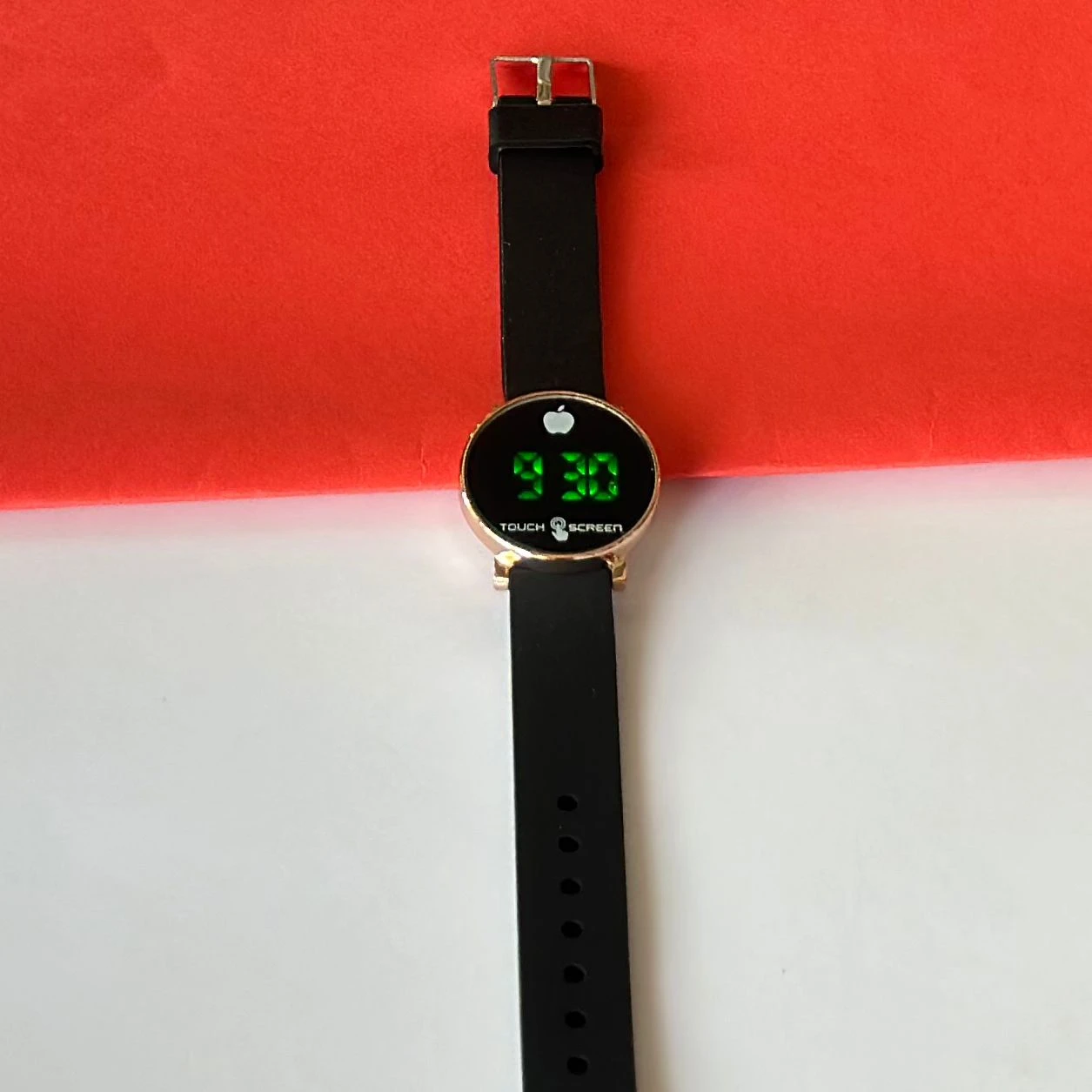 Kids digital watch with a silicone strap