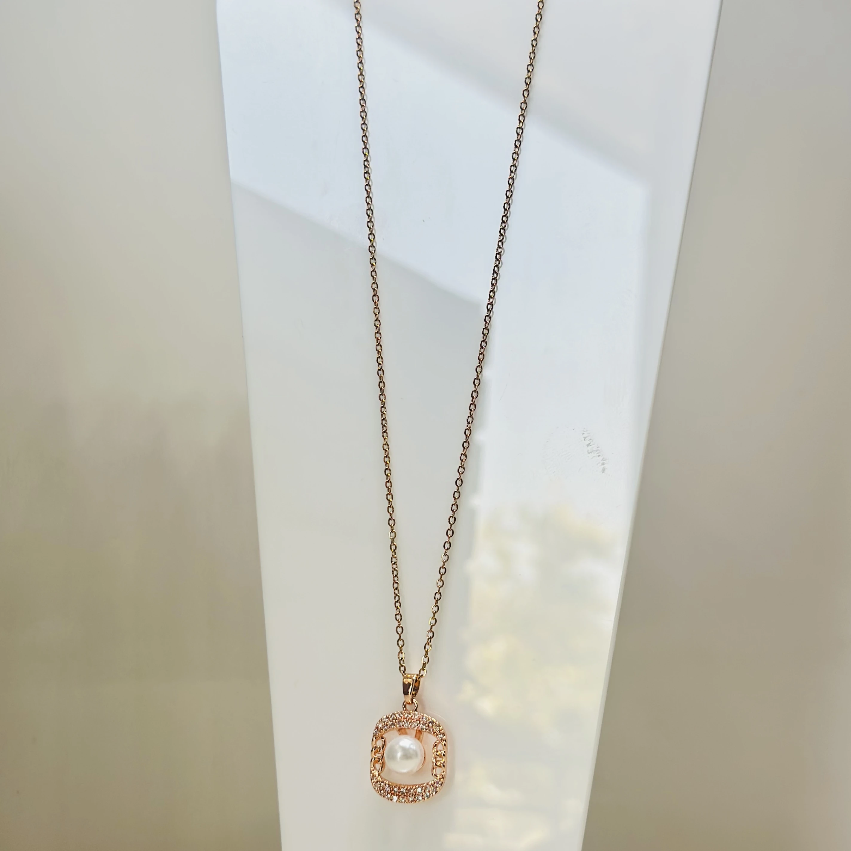 Rose gold Tone pendant