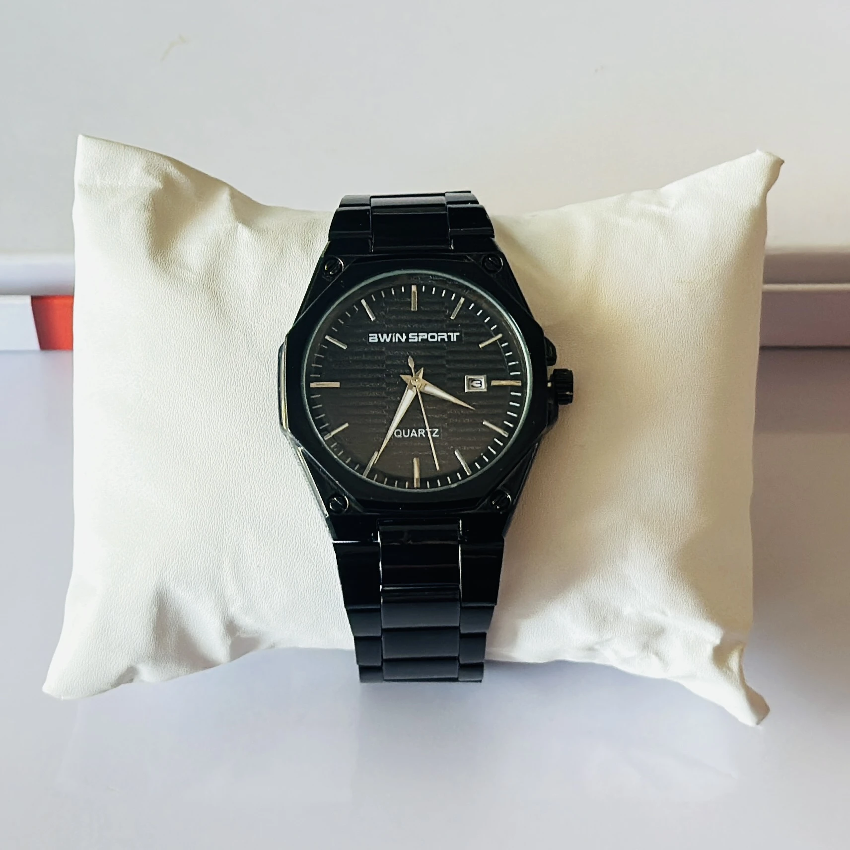 Quartz Analogue Watch