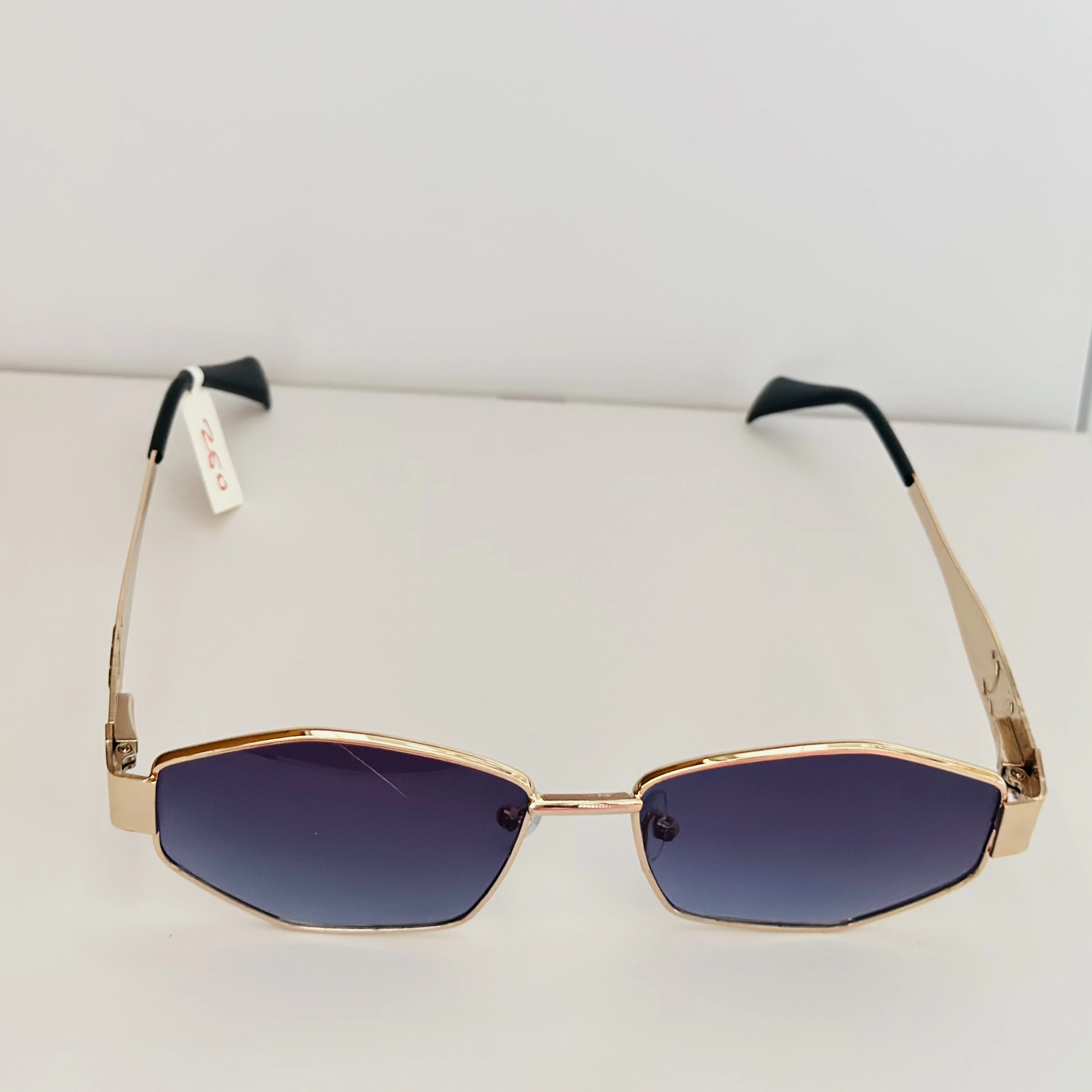 Golden metal frame sunglasses