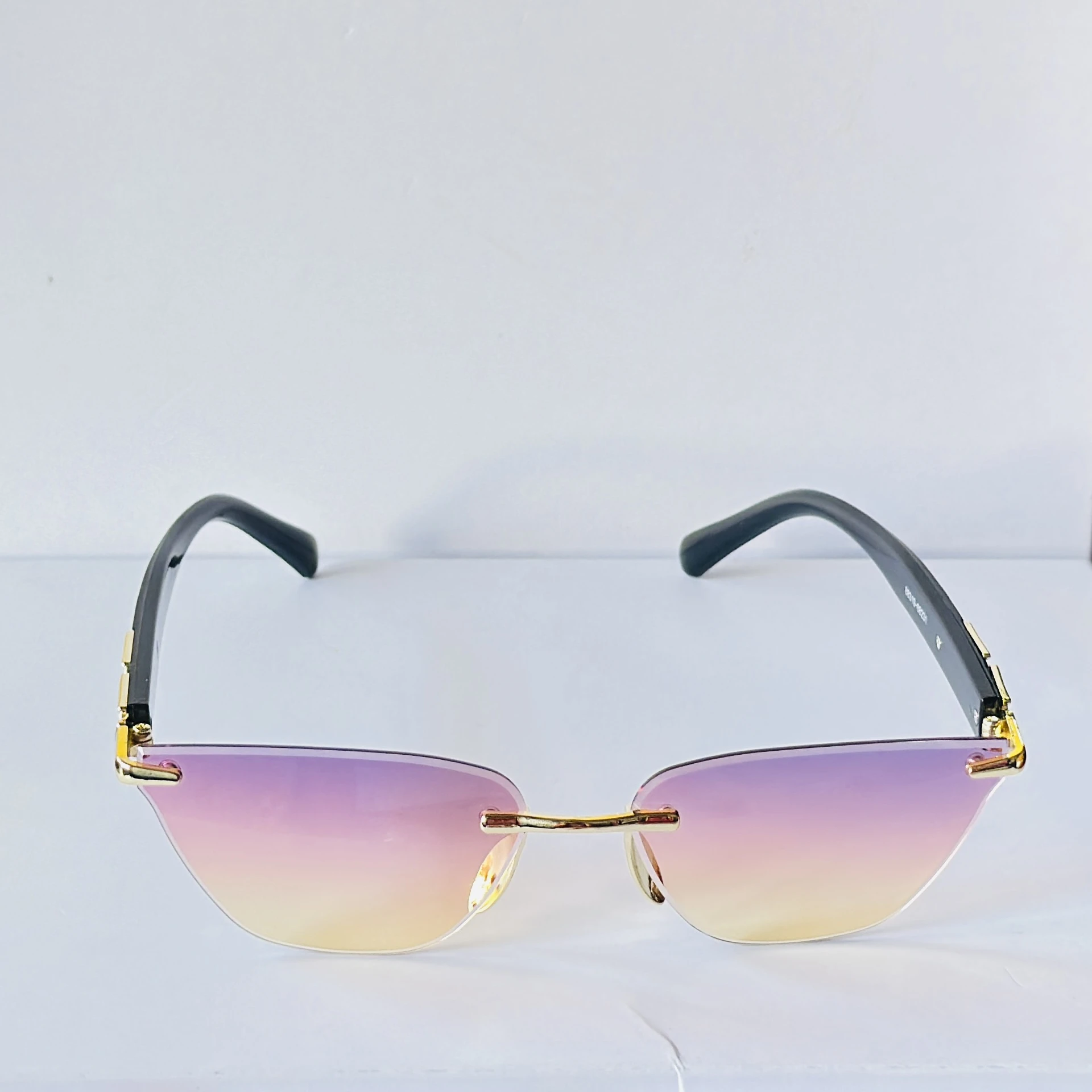 Rimless cat-eye sunglasses