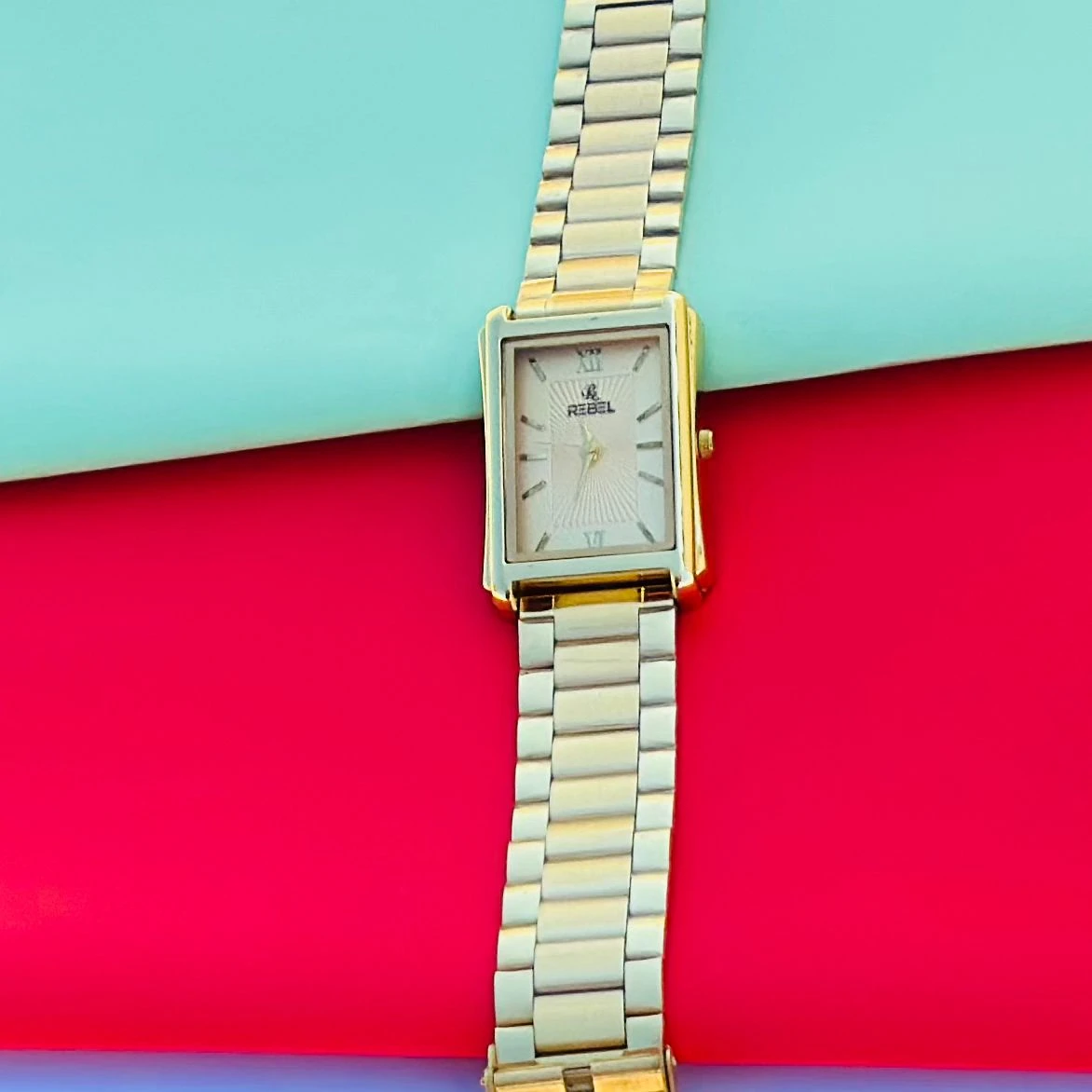 Golden Design analog watch