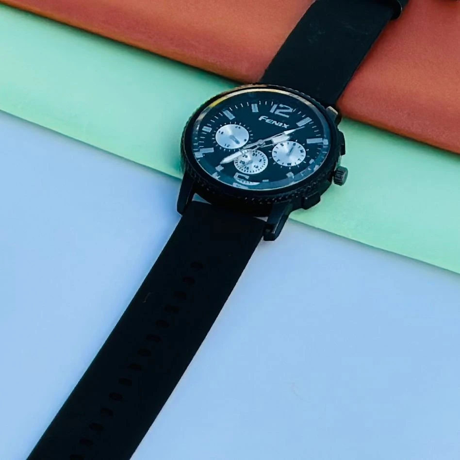 Black analog watch For man’s