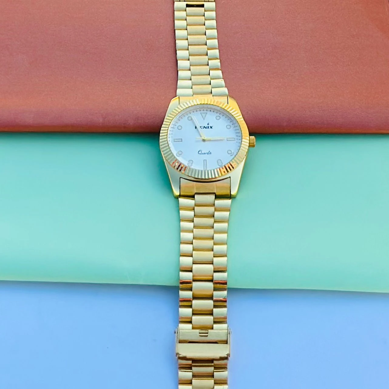 Golden Design analog watch