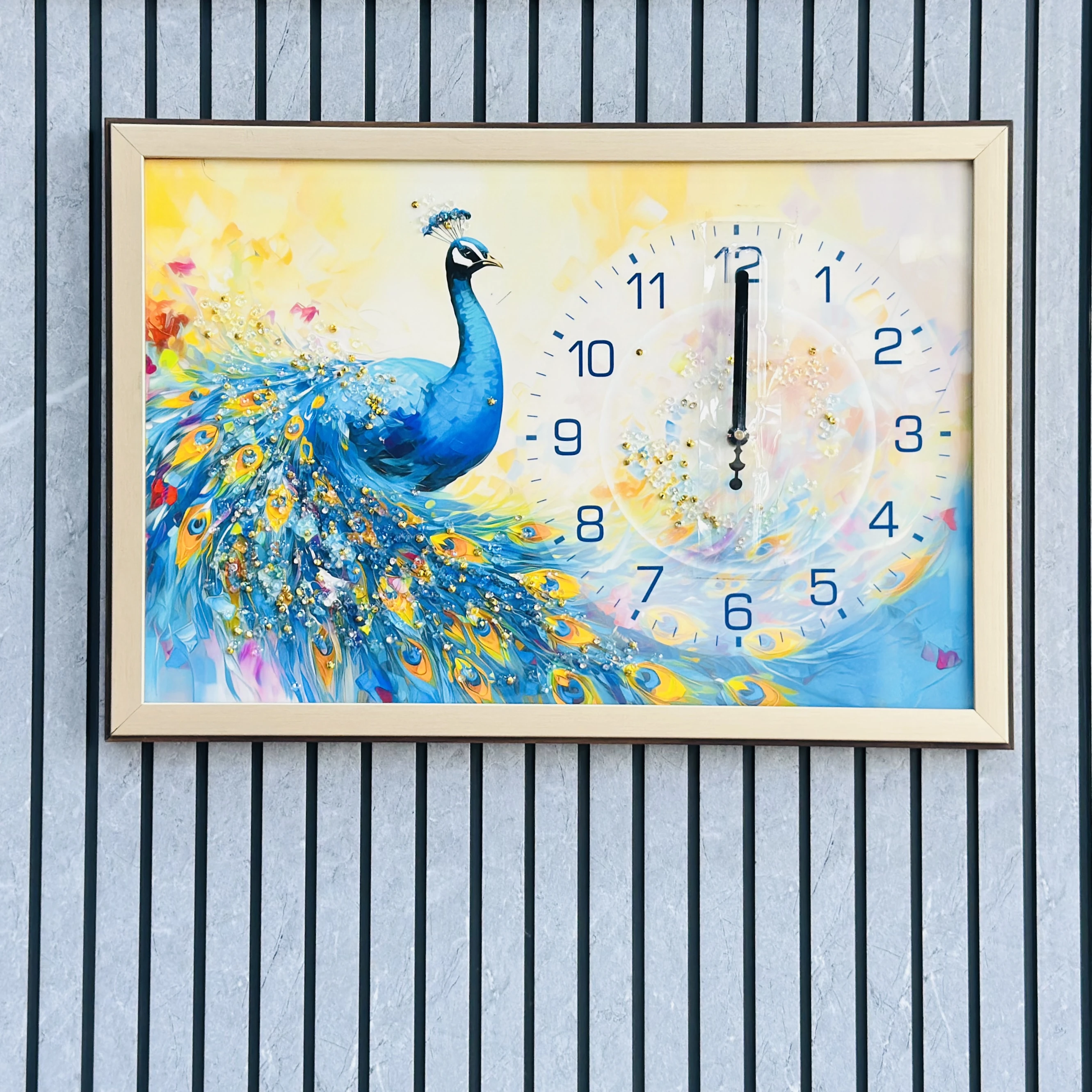 decorative peacock wall clock. (SKU-RYYDF1)