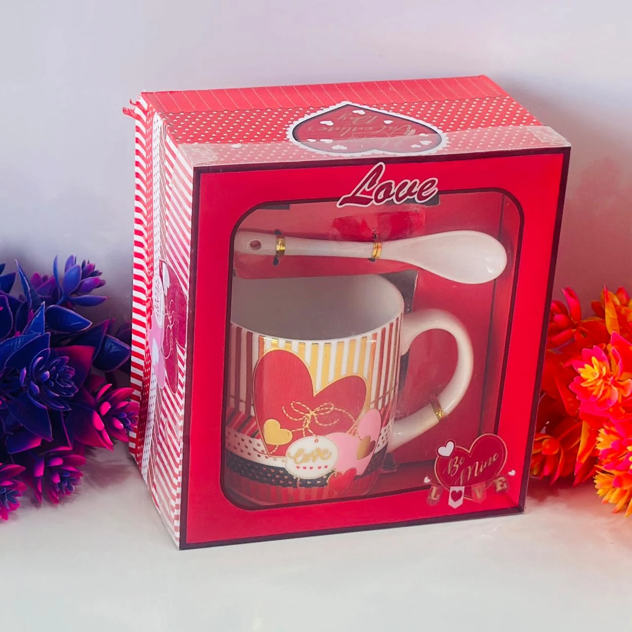 Ceramic "Love" themed coffee mug gift set…. 45DV88