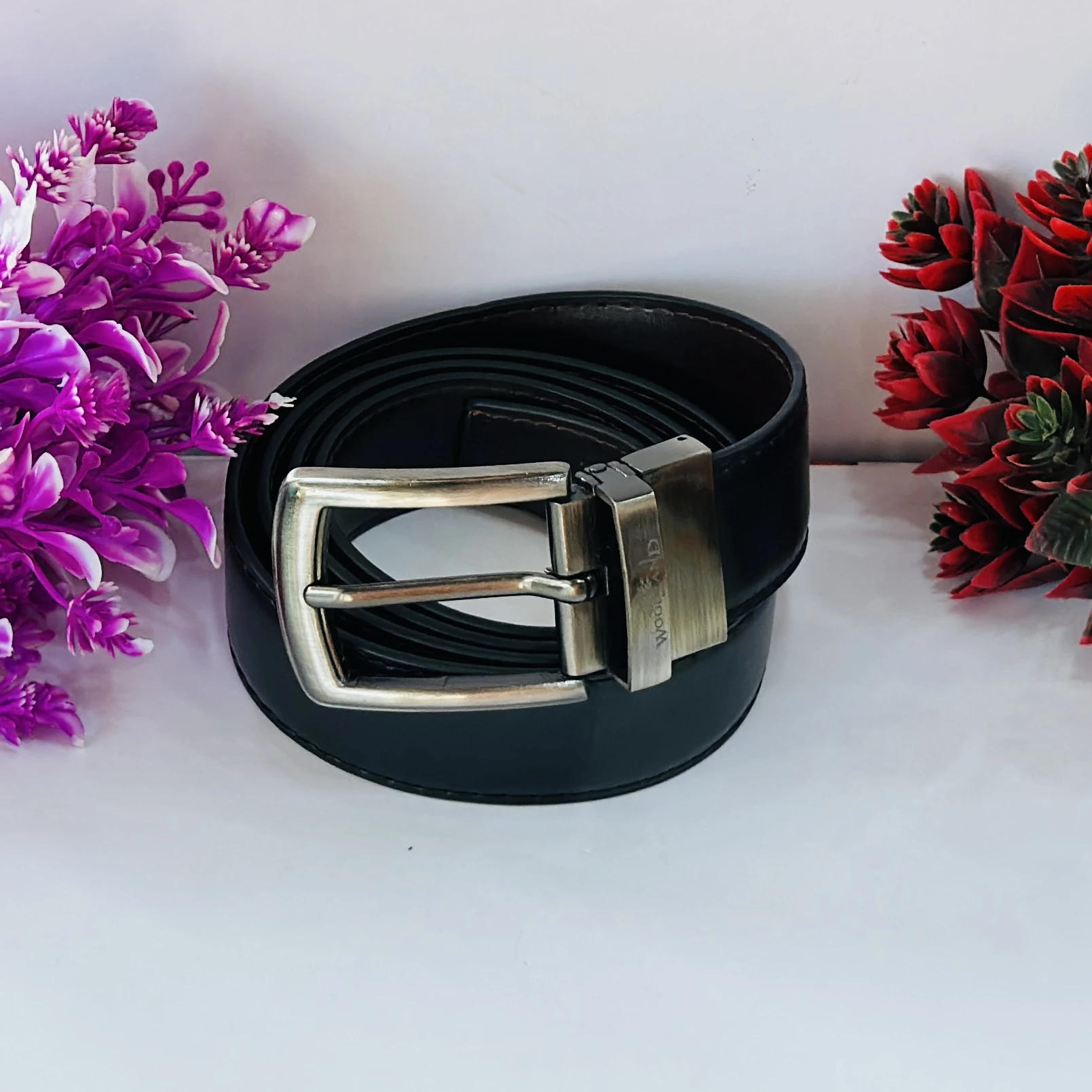 Roadster Men Textured Leather Reversible Belt