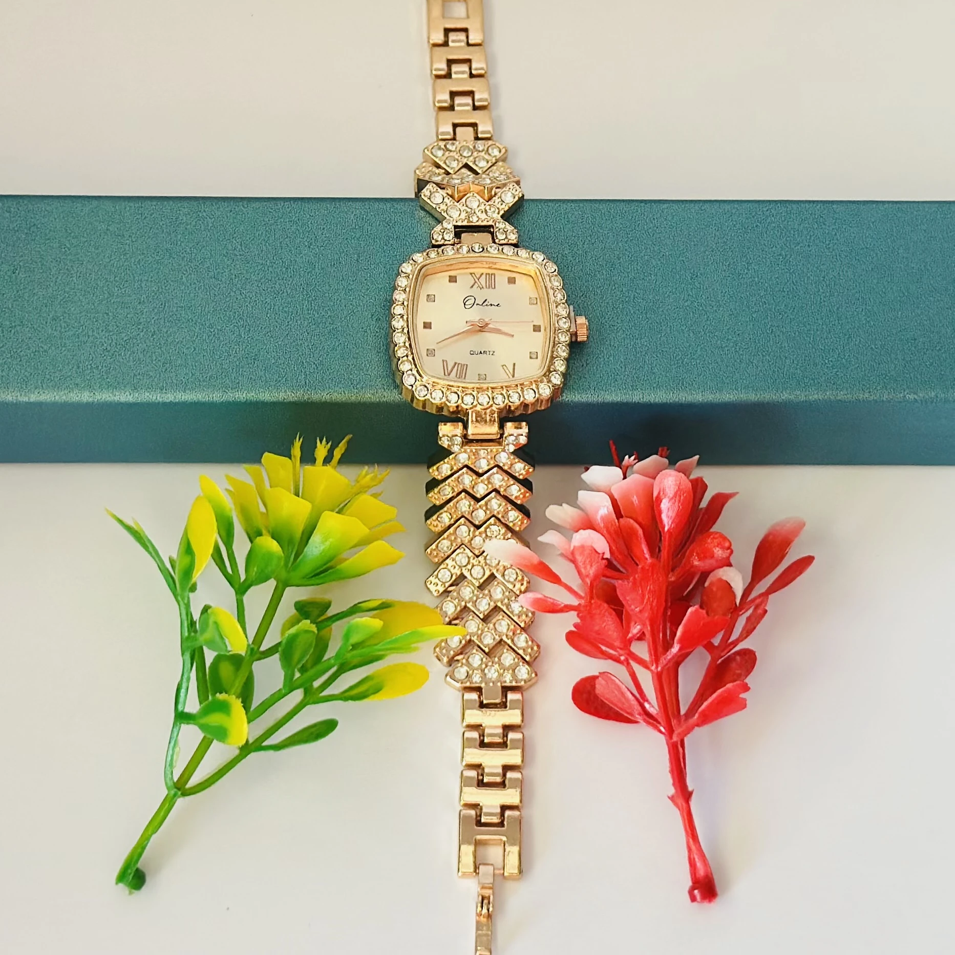 Woman’s analog quartz watch