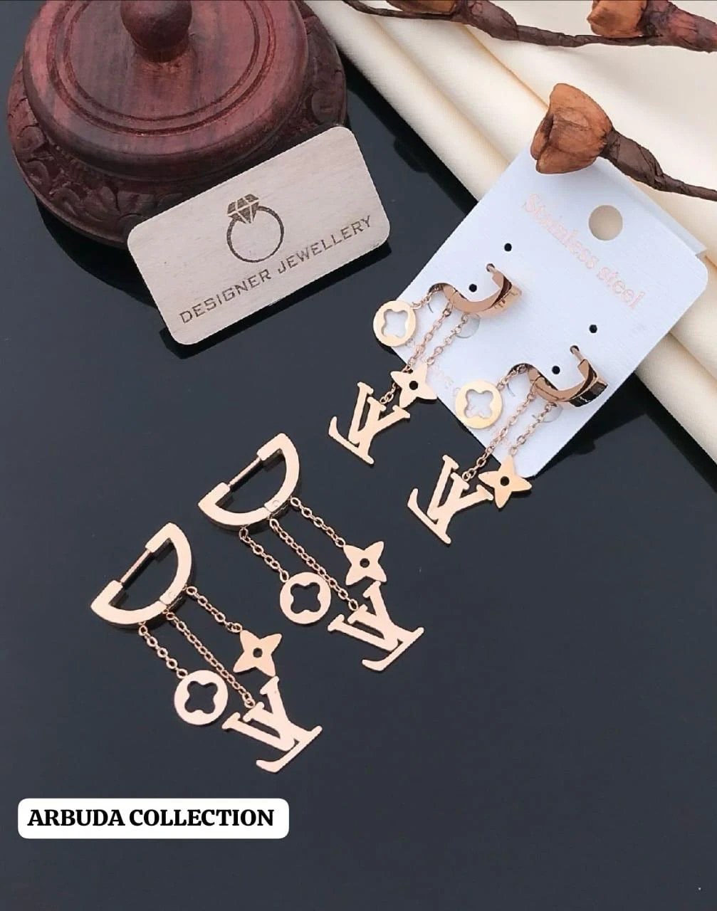 Louis Vuitton Blooming earrings