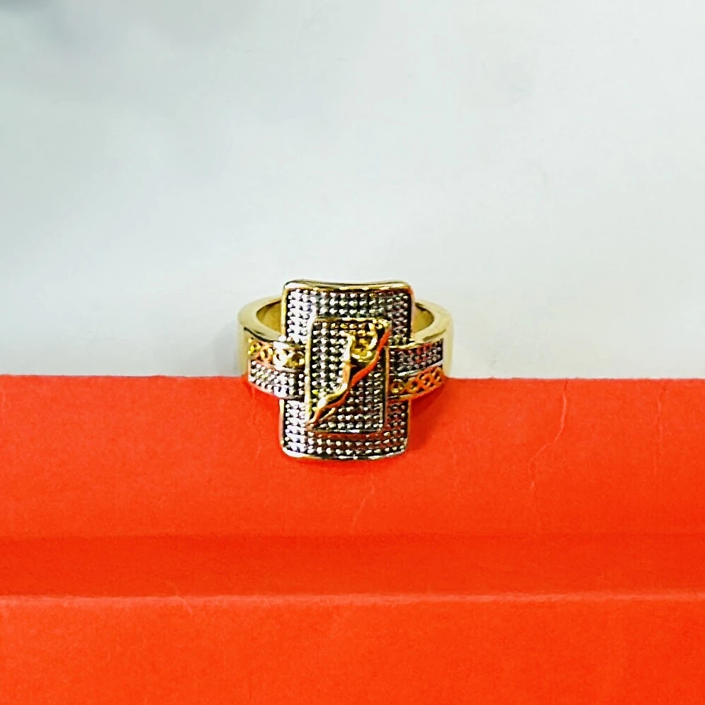Men’s gold-plated ring