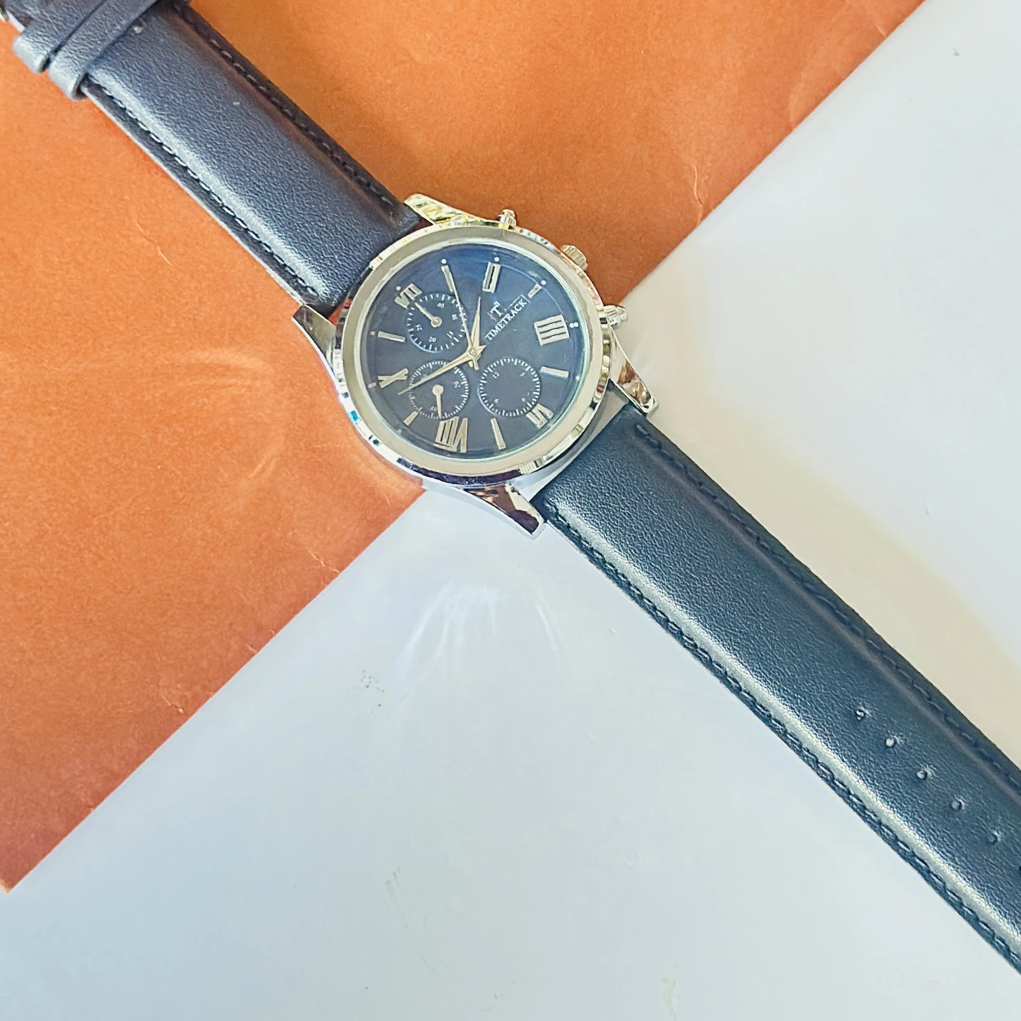 Analogue watch for man’s