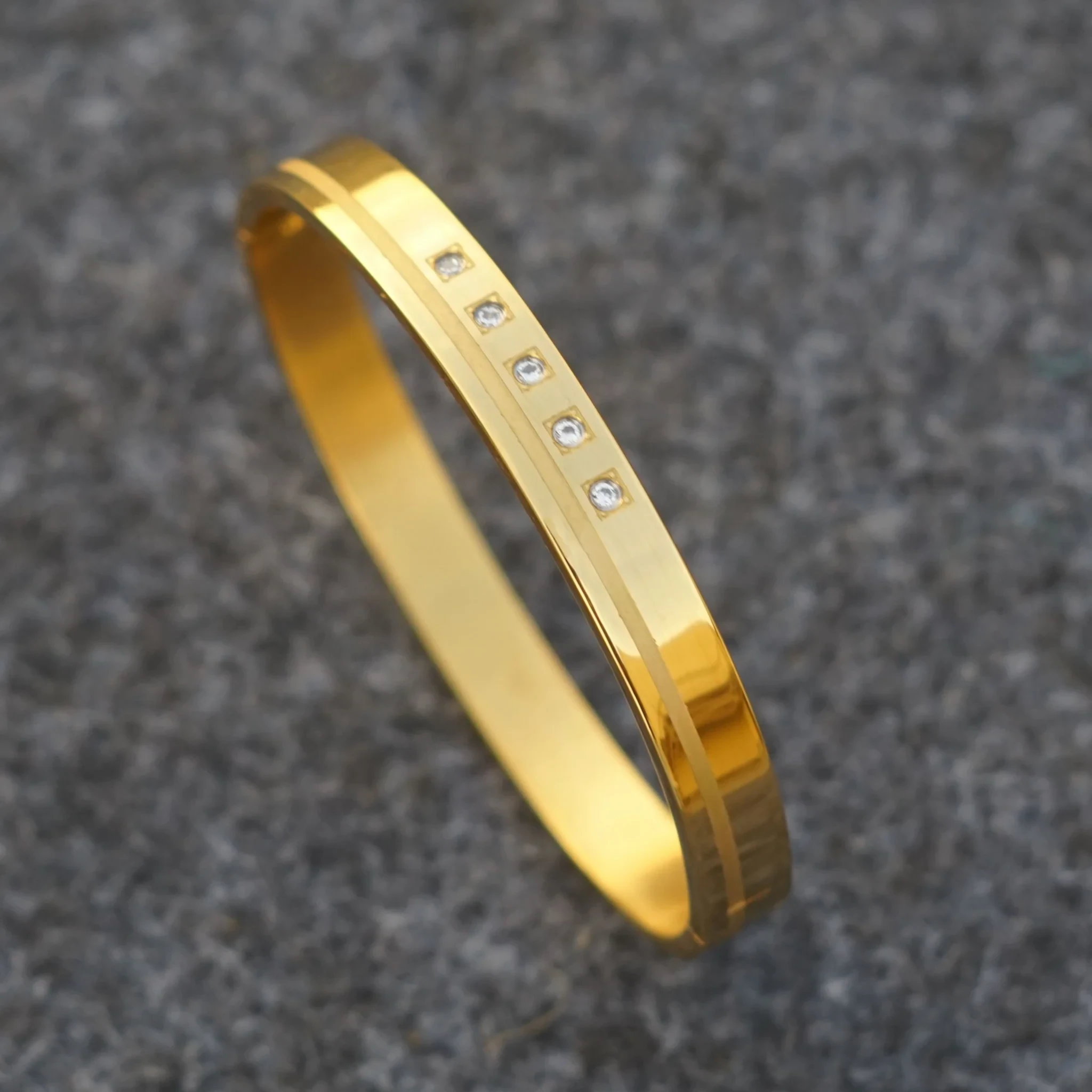 Sleek Gold Diamond Bracelet
