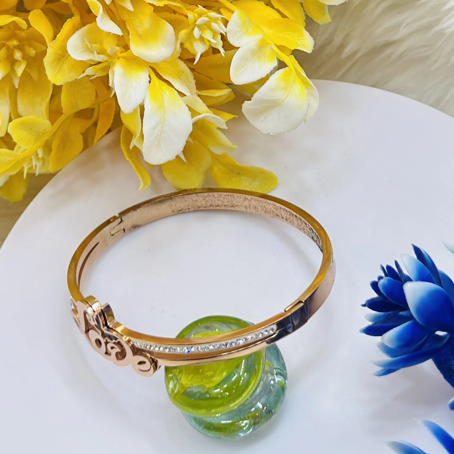 Gold plated Breslet