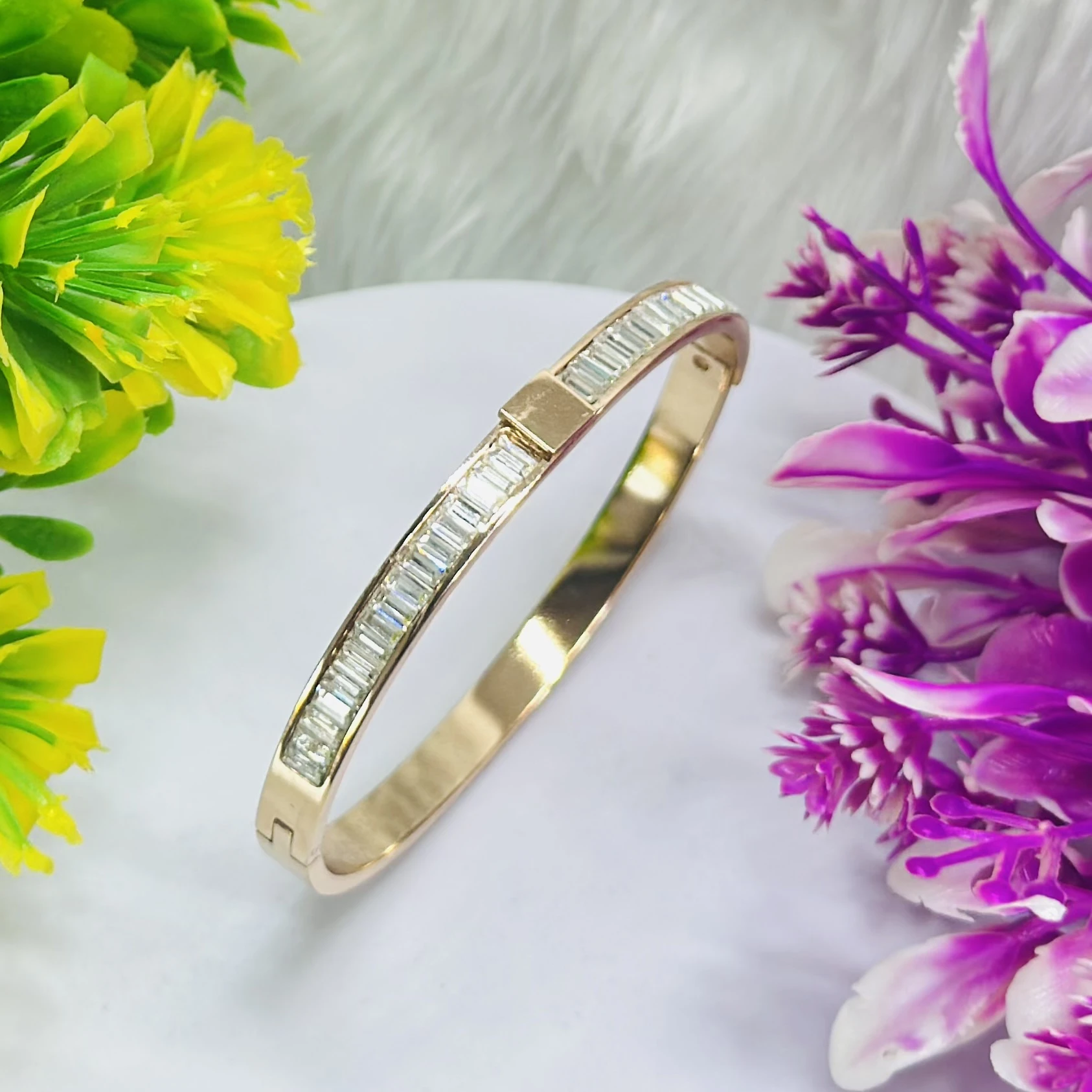 Gold plated Breslet
