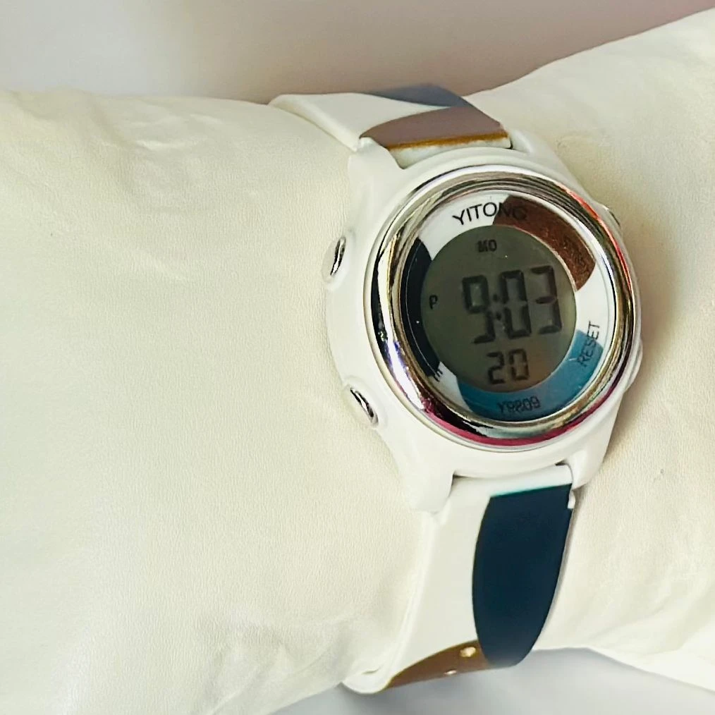 Yitong digital sports watch