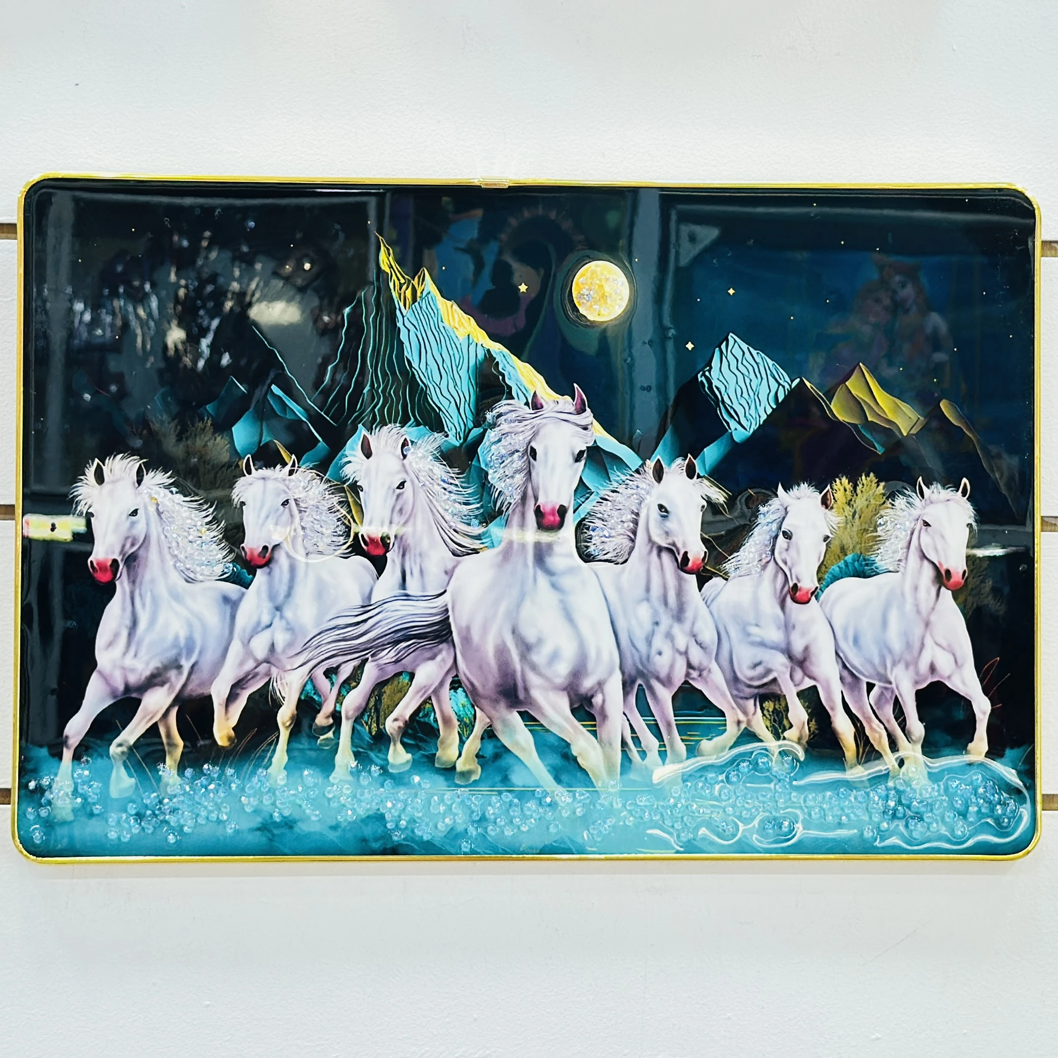 7 Lucky Running Horses Frame …….0JC4BG