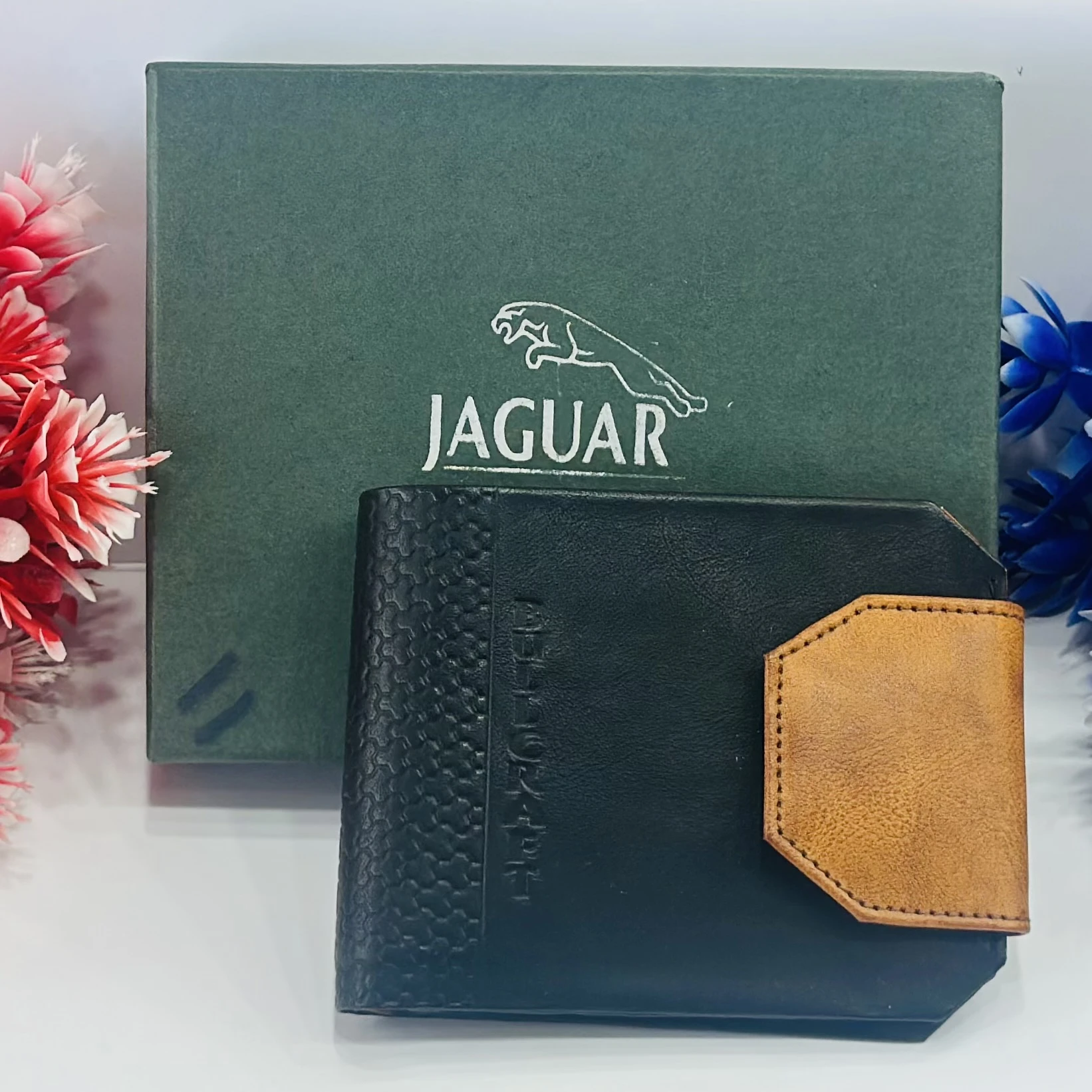 Jaguar Men Bi Fold Leather Wallet