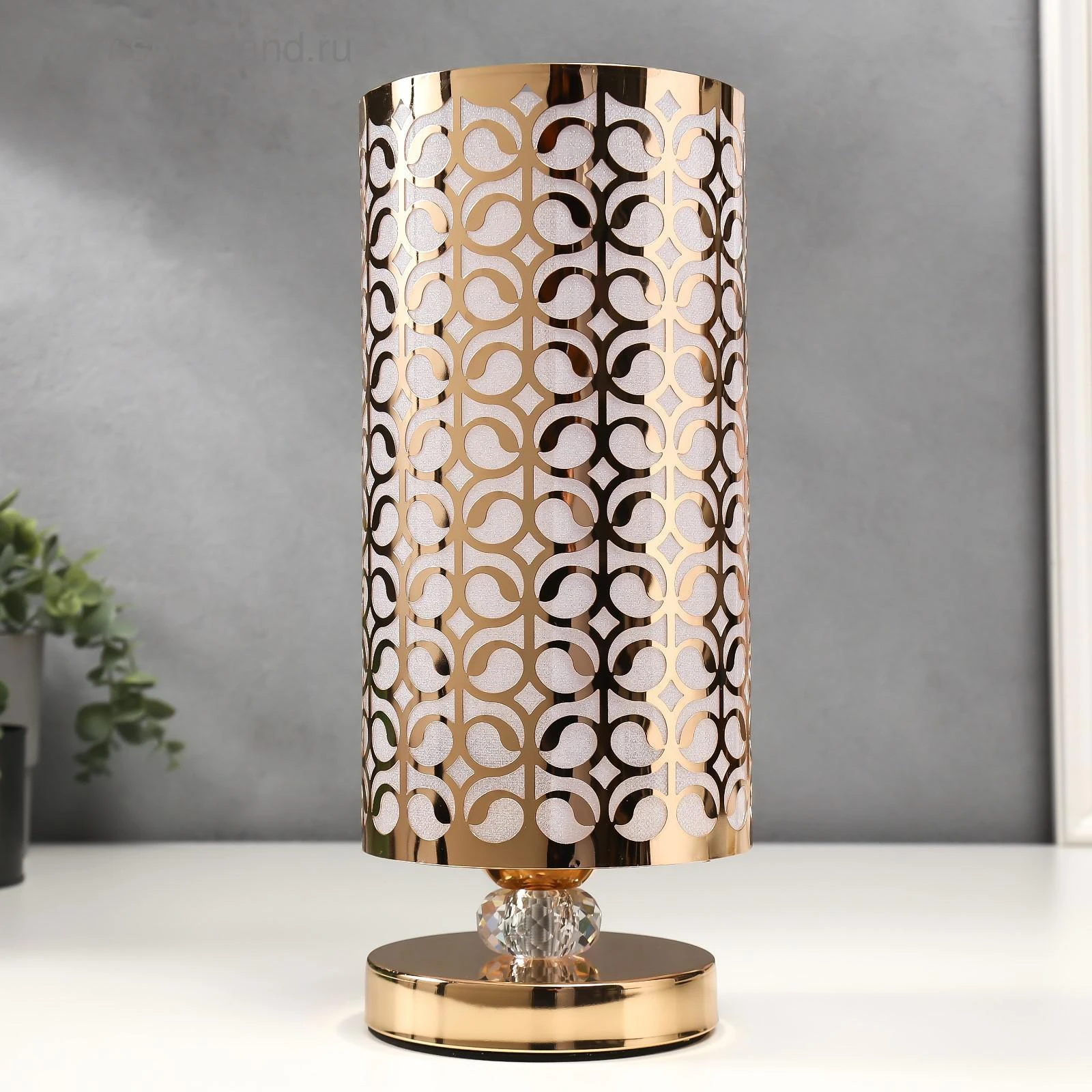 Decorative metal table lamp(SKU-ZJUP2V)