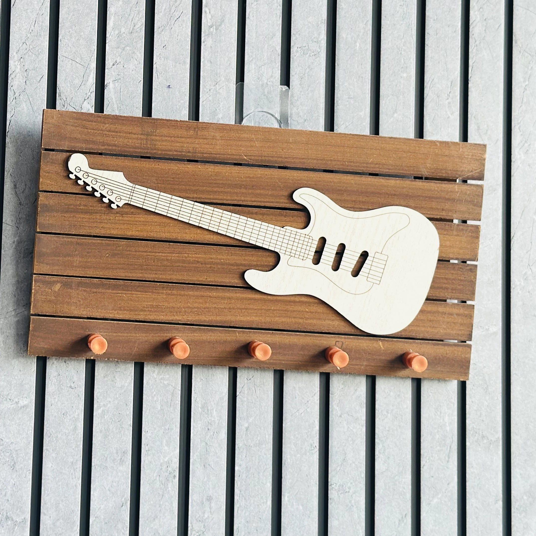 Wooden guitar-shaped key holder(SKU-BYPO9T)