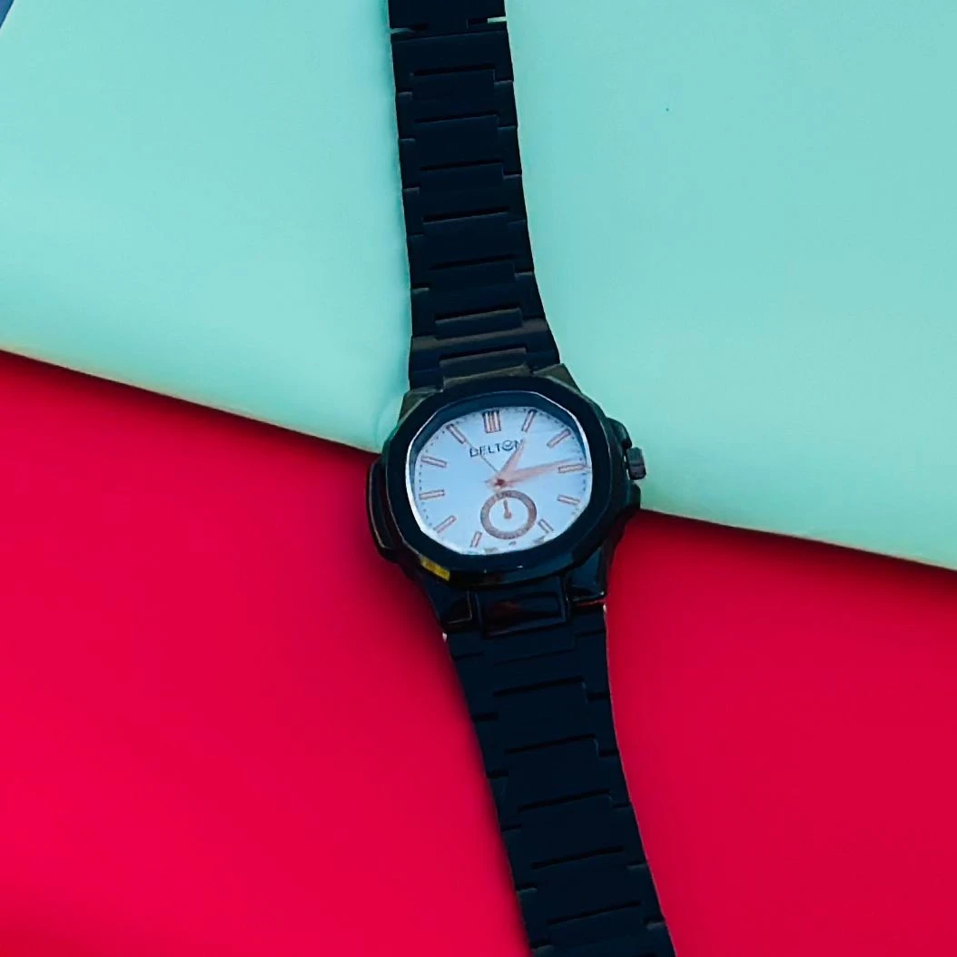 Black analog watch For man’s