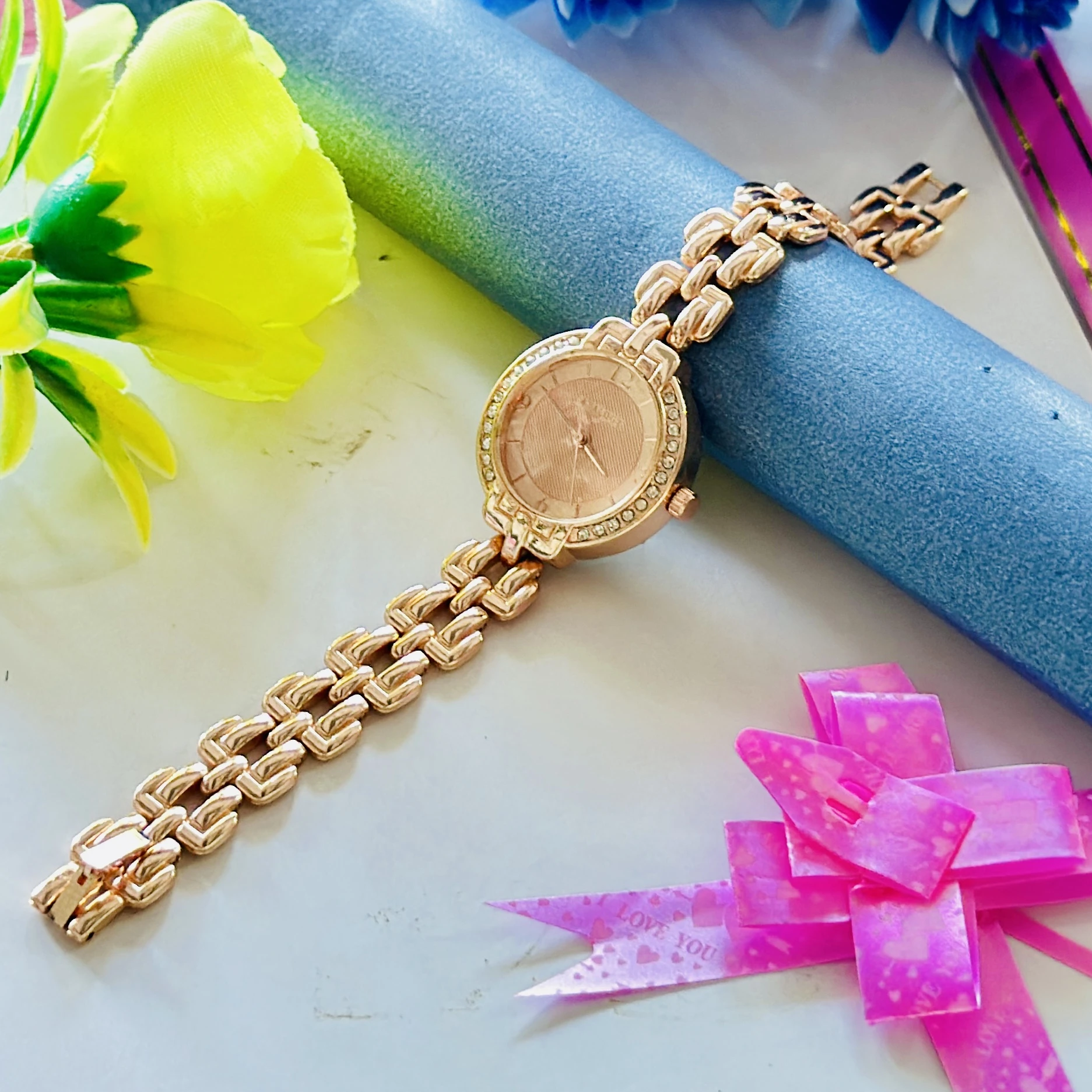 AnalogX brand analog wristwatch