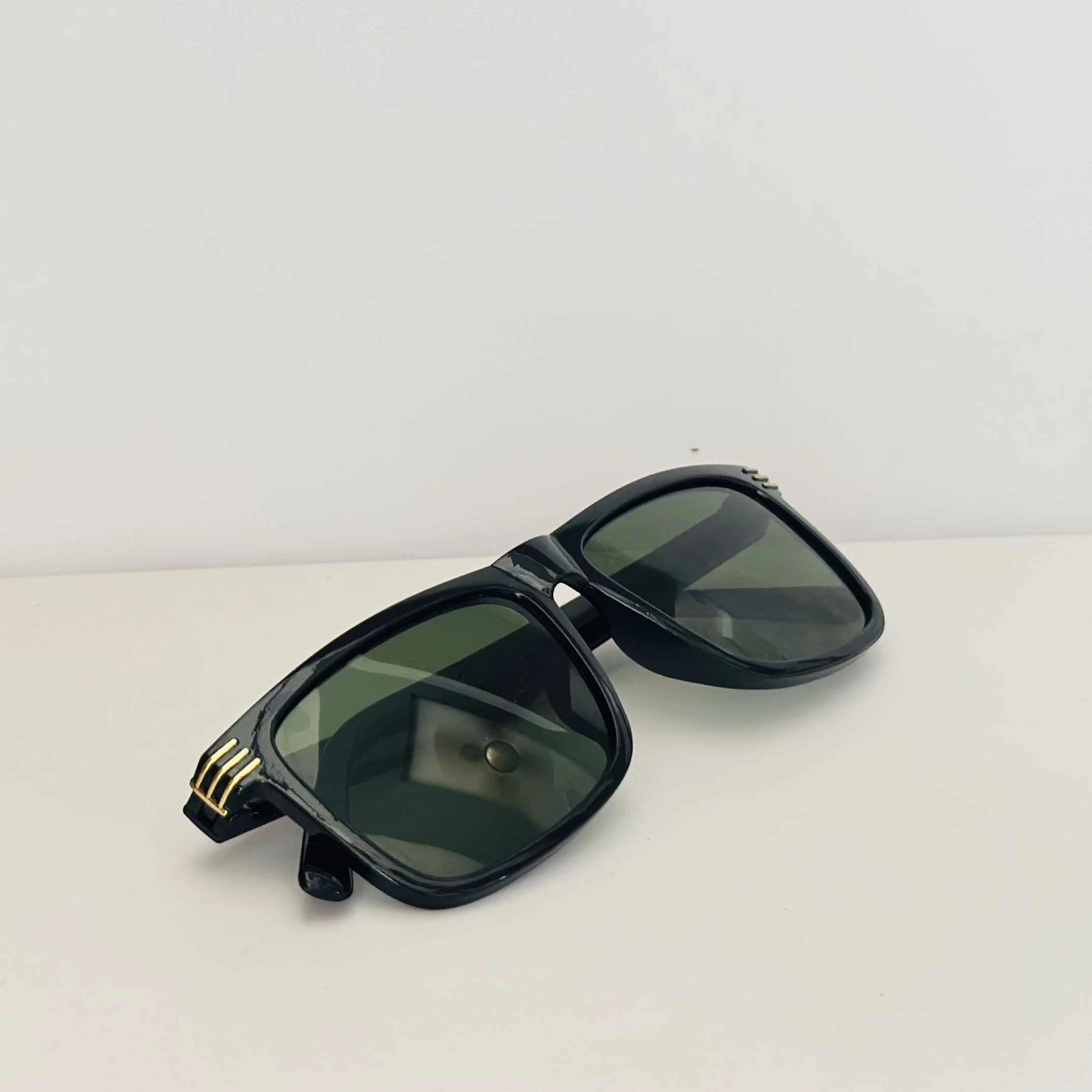 GarudaClan Onyx Monarch – Jet Black 1.0 sunglasses.