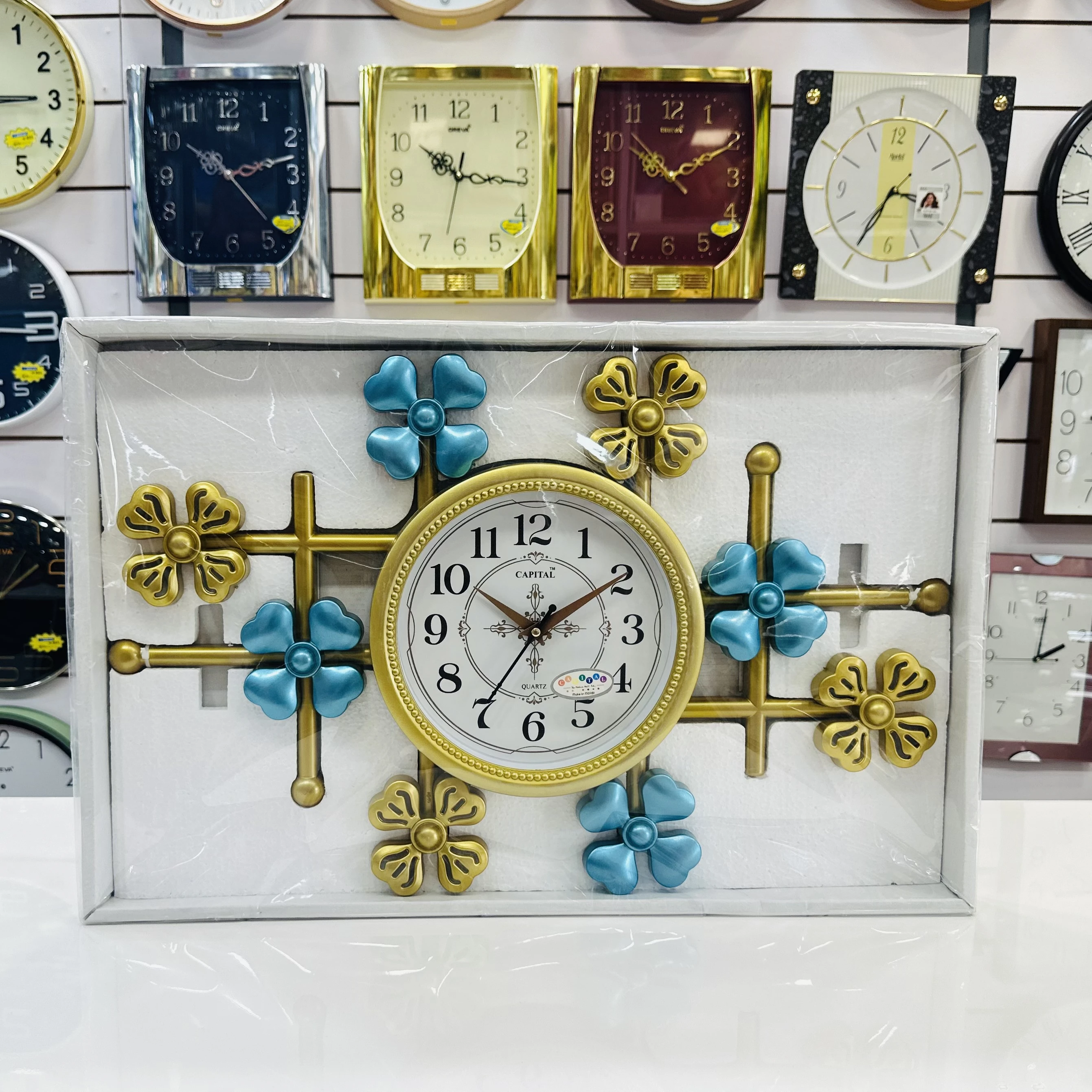 Wall Clock Metal Wall Art Frame(SKU-IJ5ODC)