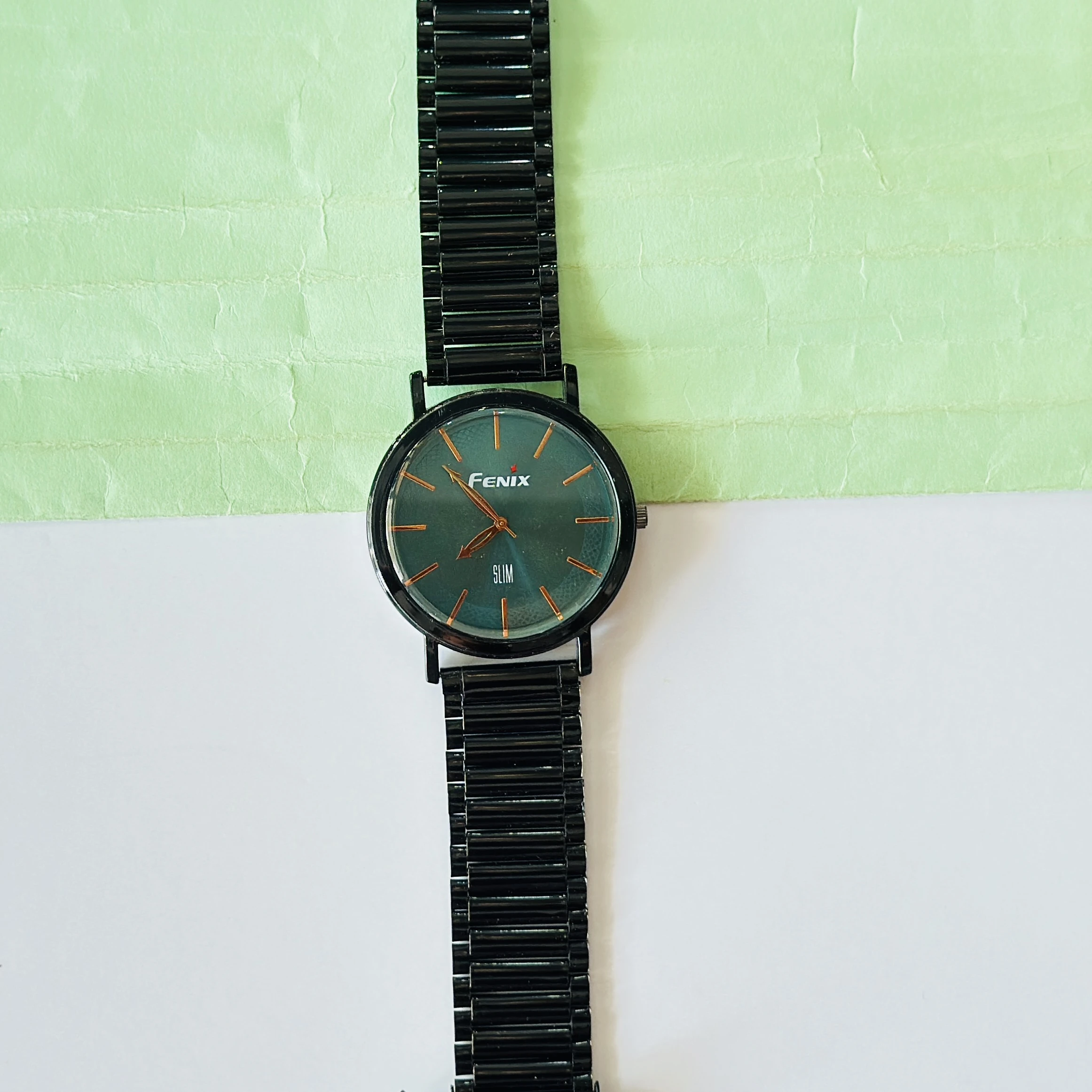Black Analogue Watch