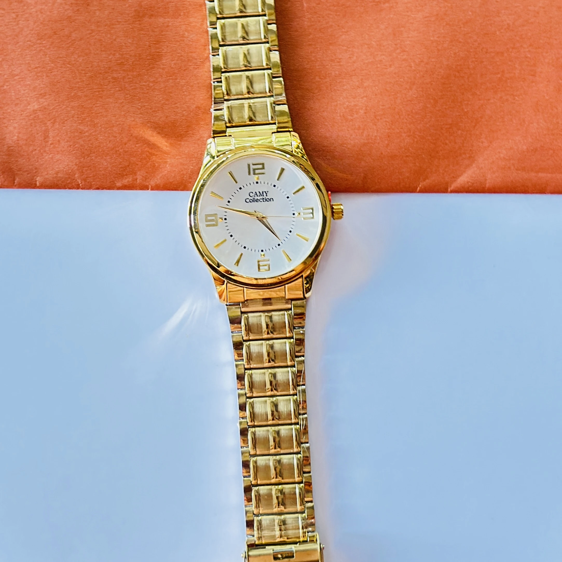 Quartz Analogue watch for man’s