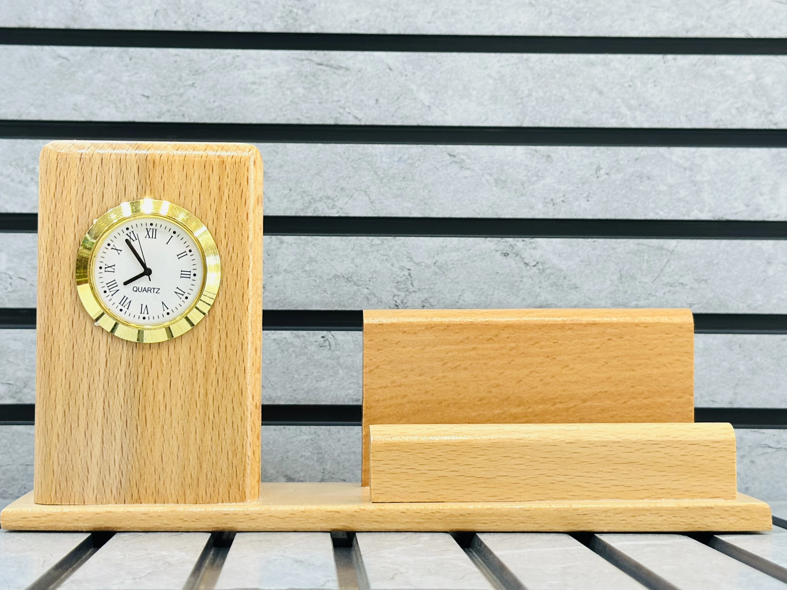 Wooden deck clock and plaque (SKU-5U7KT4)