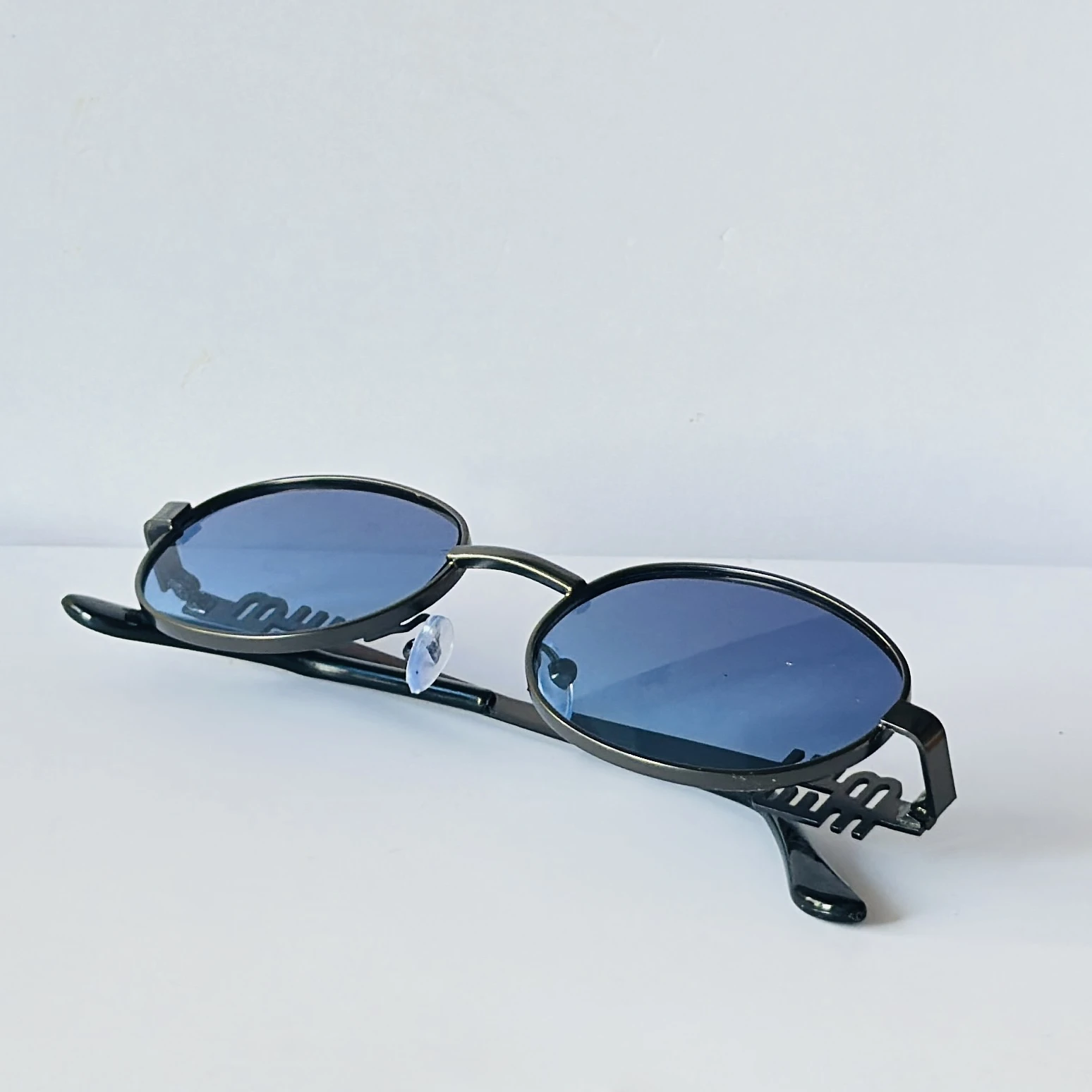 vintage Matrix-style slim oval metal frames