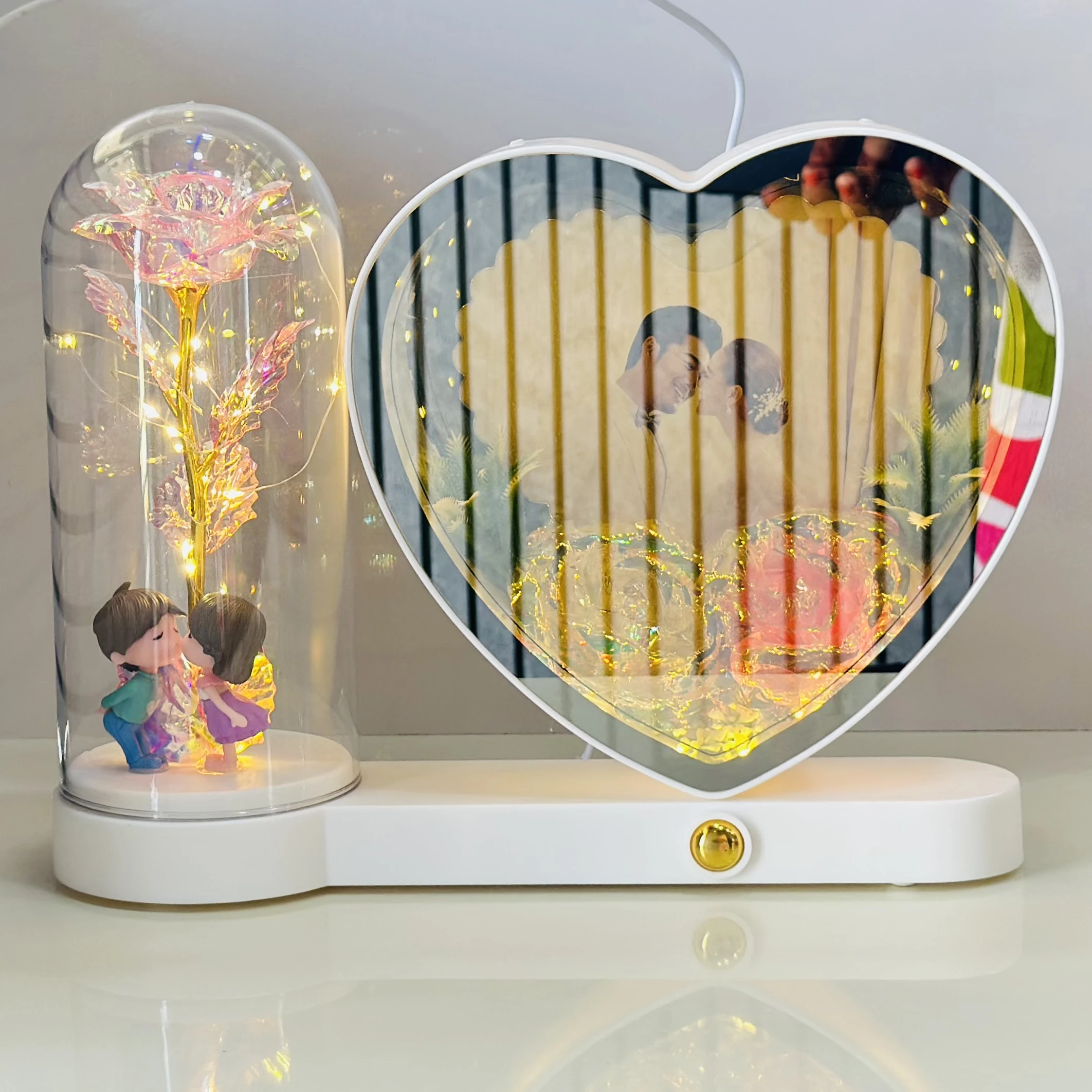 Eternal Rose in Glass with LED Light(SKU-8LM45U)