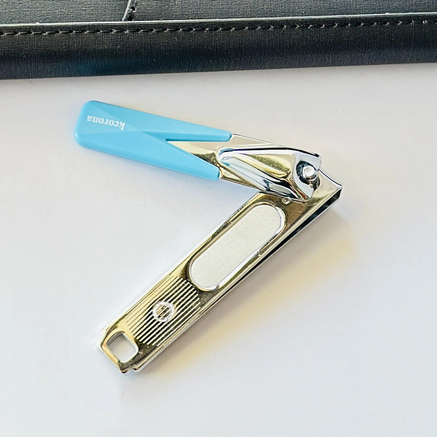 KCorona nail clipper
