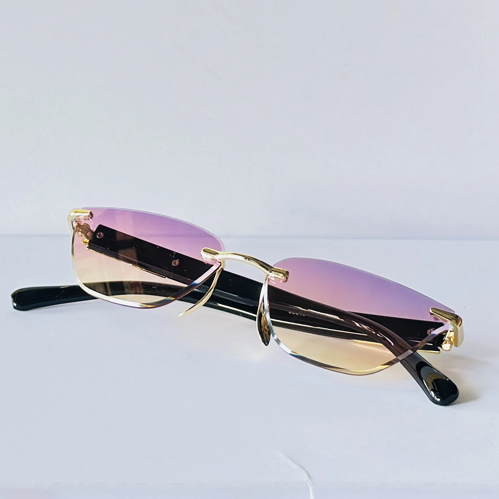Rimless cat-eye sunglasses