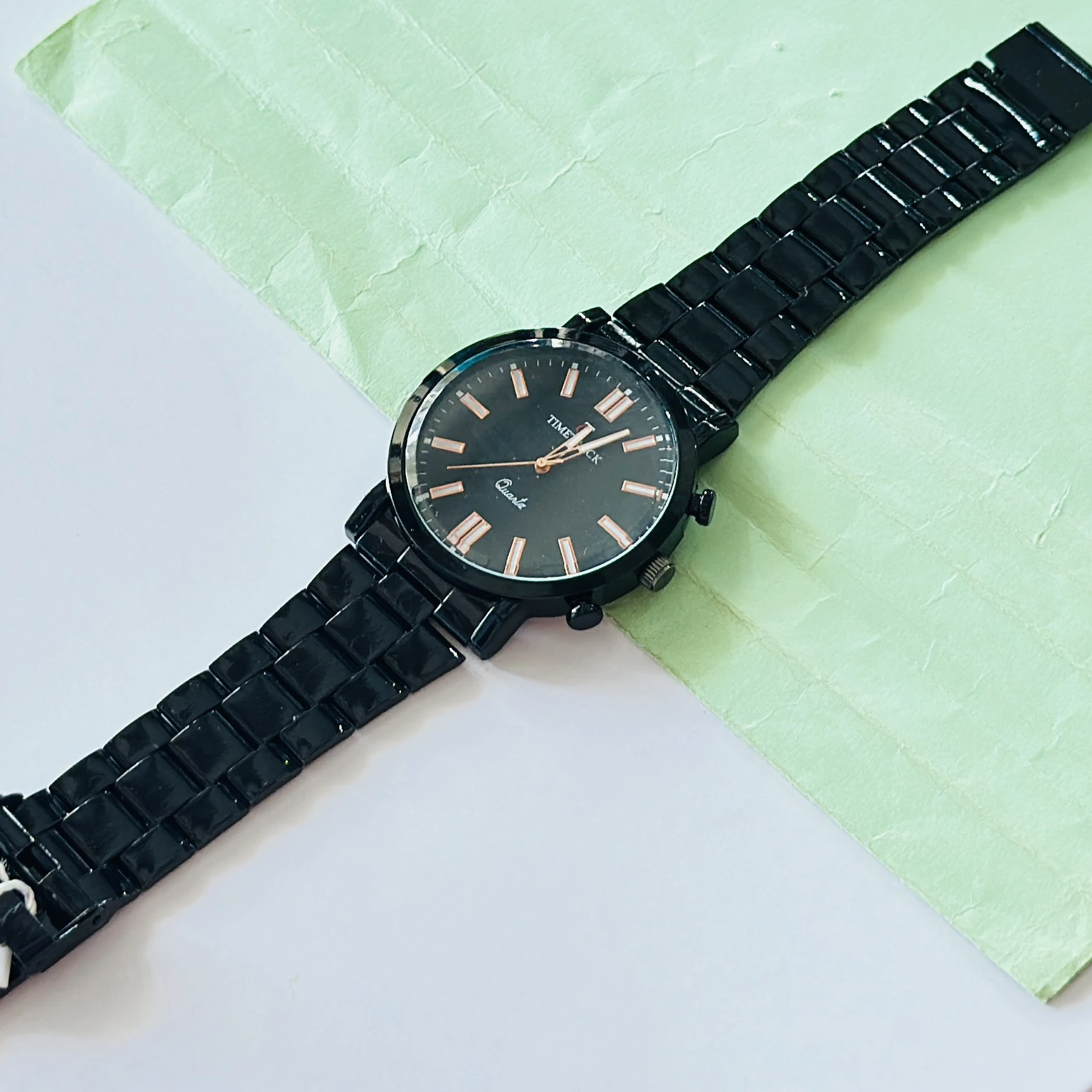 Black Analogue Watch