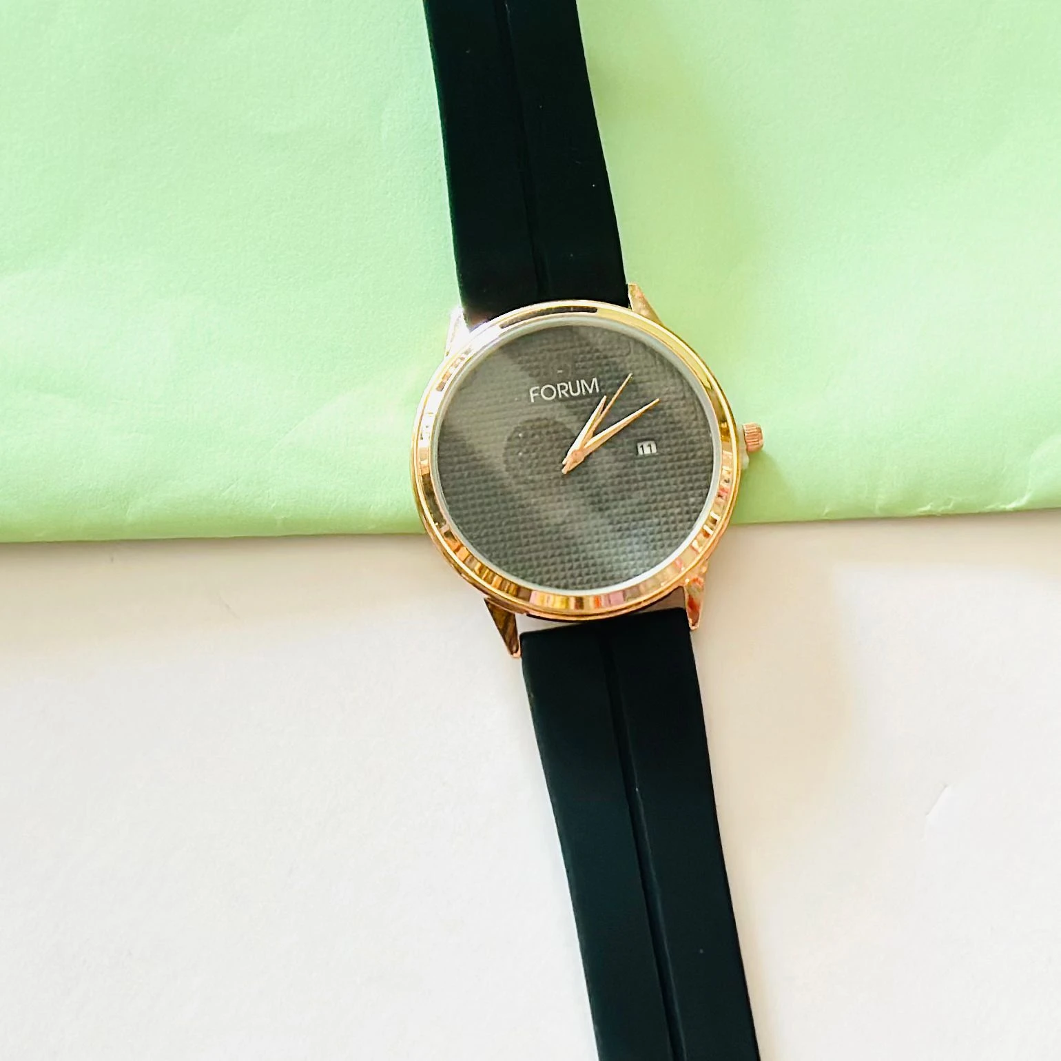 Black analog watch For man’s