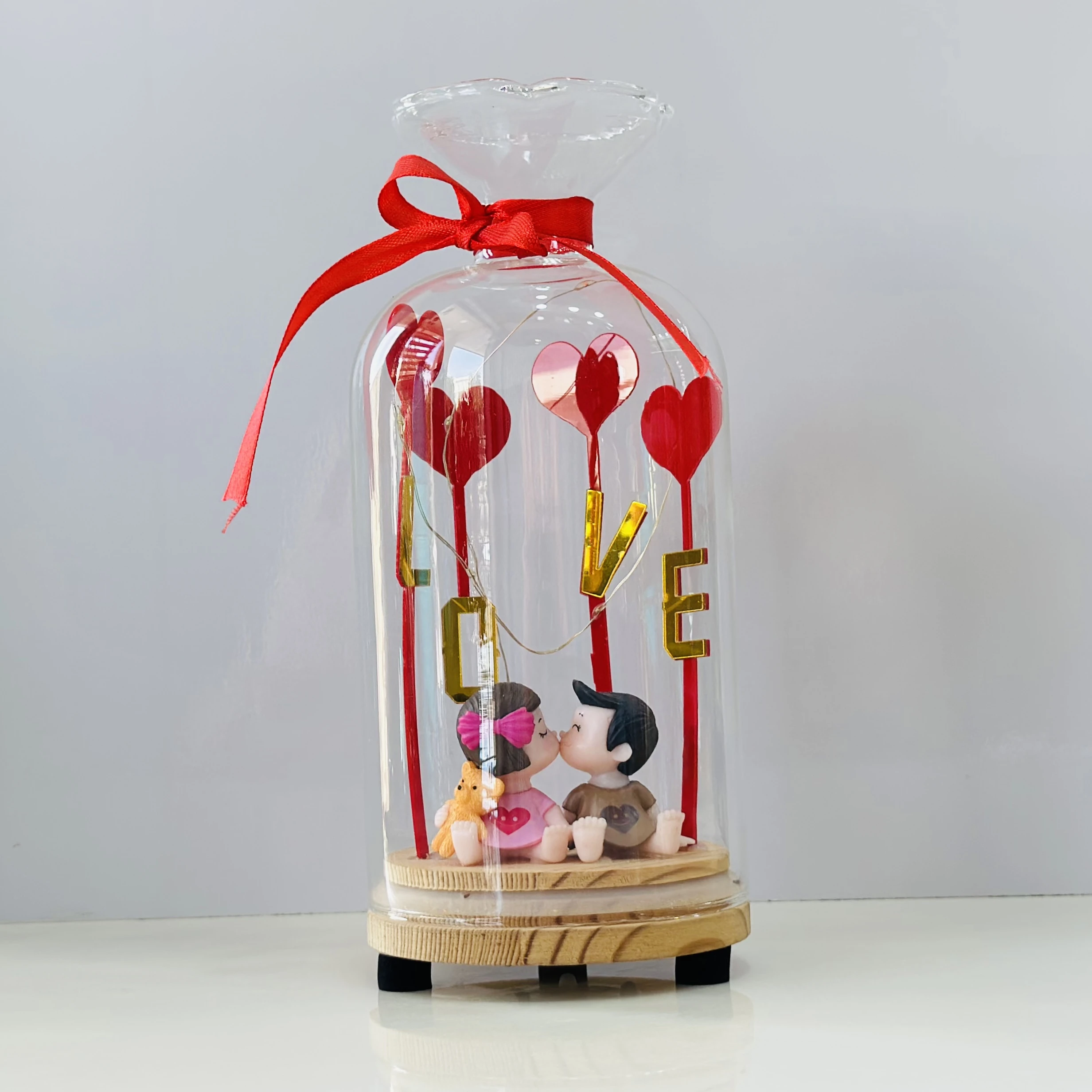 Couple Dome Glass Showpiece(SKU-RV5D98)