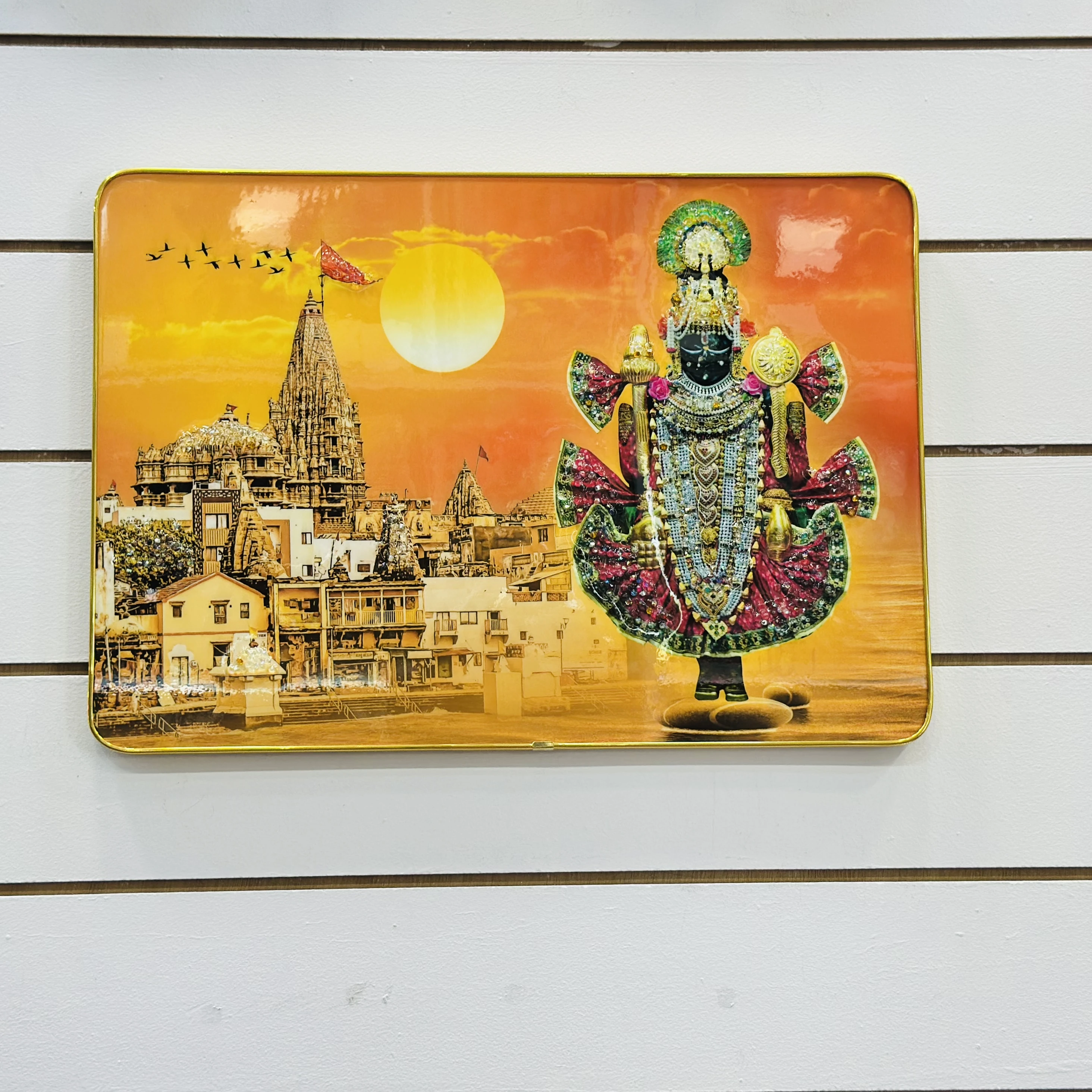 Lord Dwarkadhish and the Dwarkadhish Temple(SKU-VR5OW5)