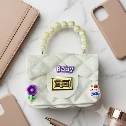 TRENDY BABY GIRLS PURSE ?